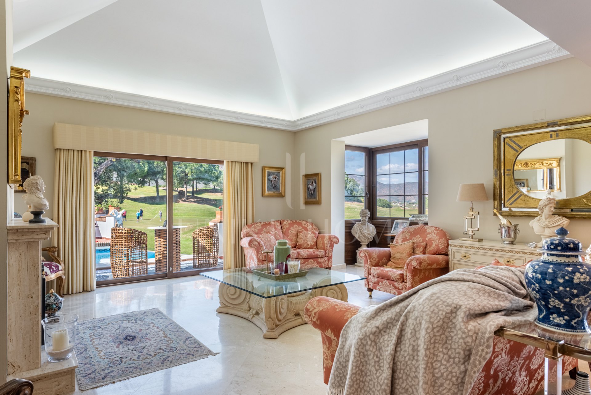 Villa en venta en La Cala Golf Resort, Mijas Costa