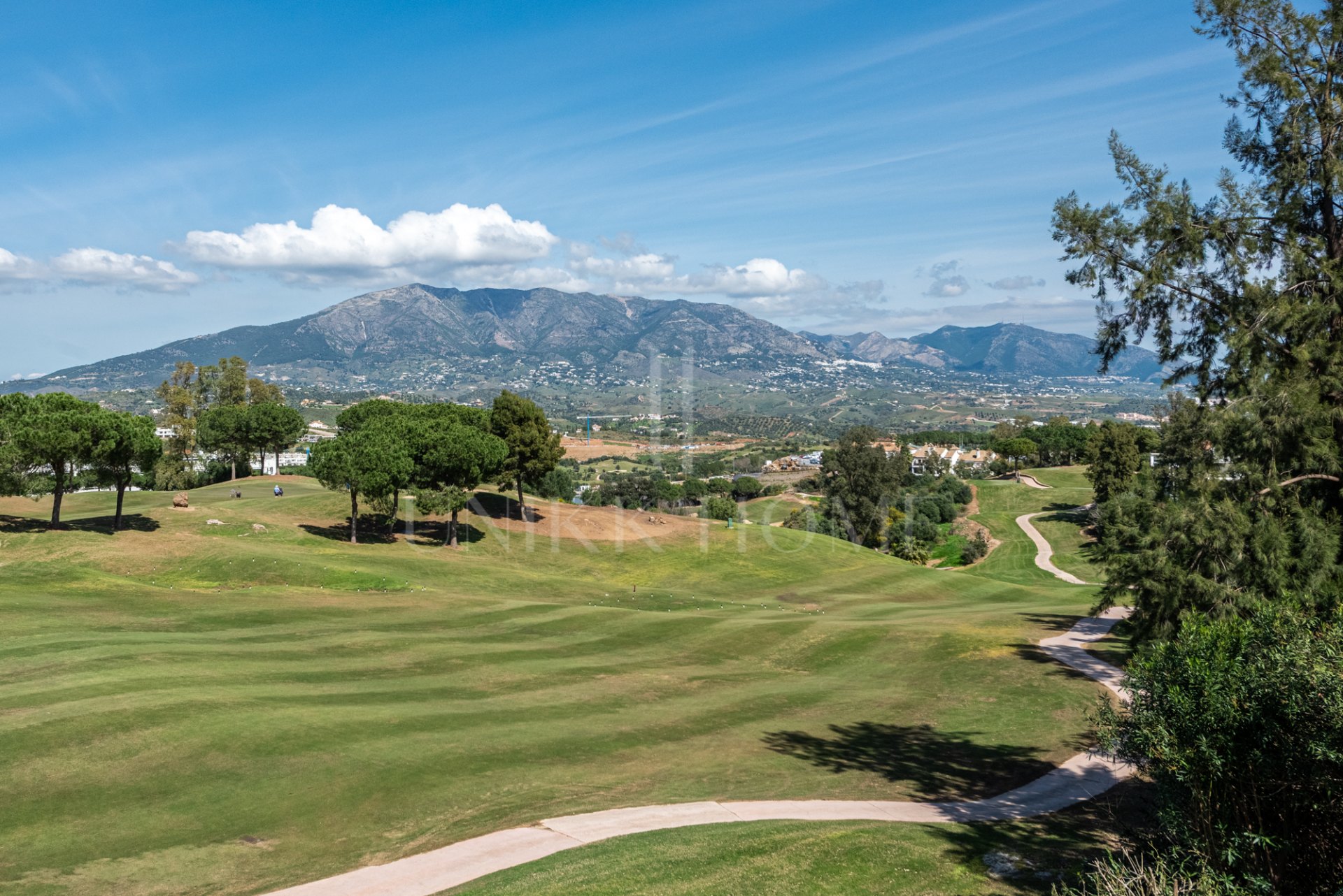 Villa en venta en La Cala Golf Resort, Mijas Costa