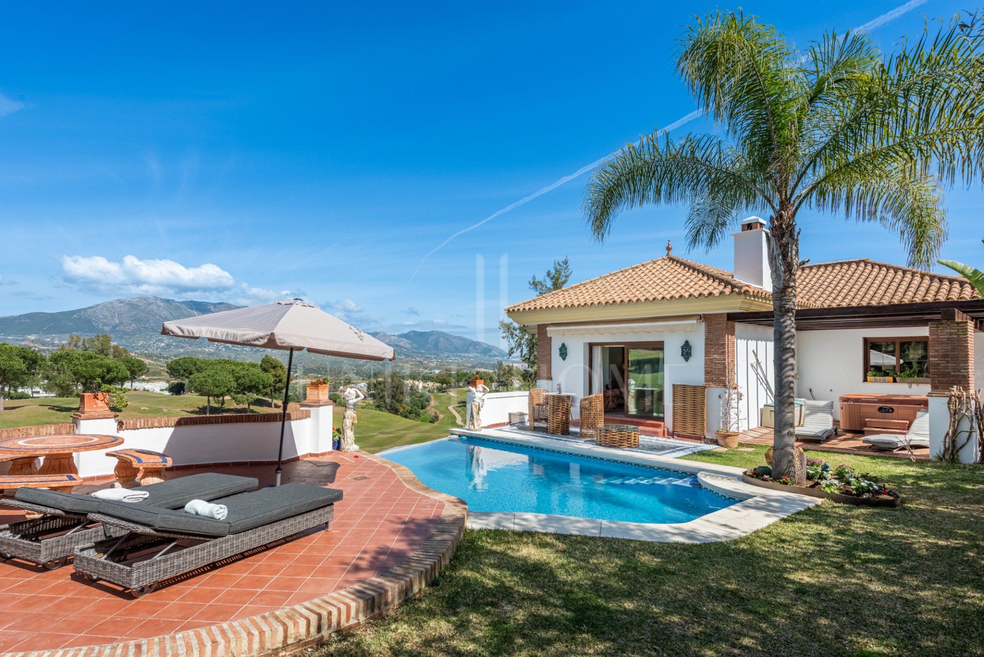 Villa en venta en La Cala Golf Resort, Mijas Costa