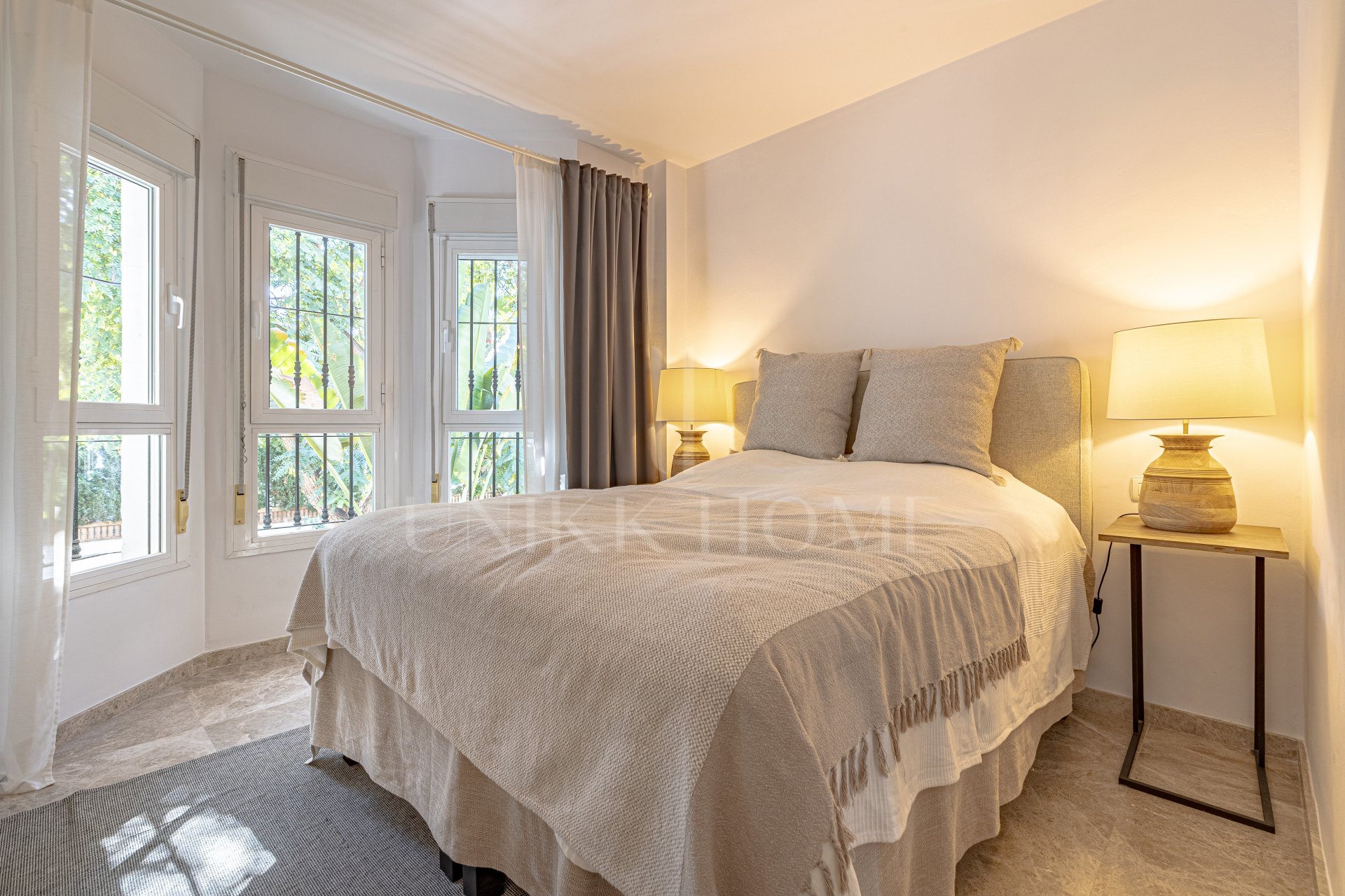 Bright and spacious apartment in Los Naranjos de Marbella