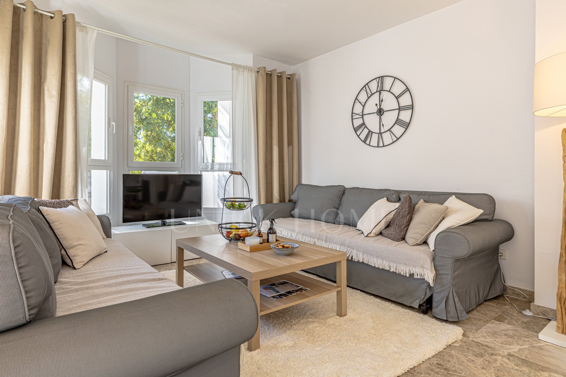 Bright and spacious apartment in Los Naranjos de Marbella