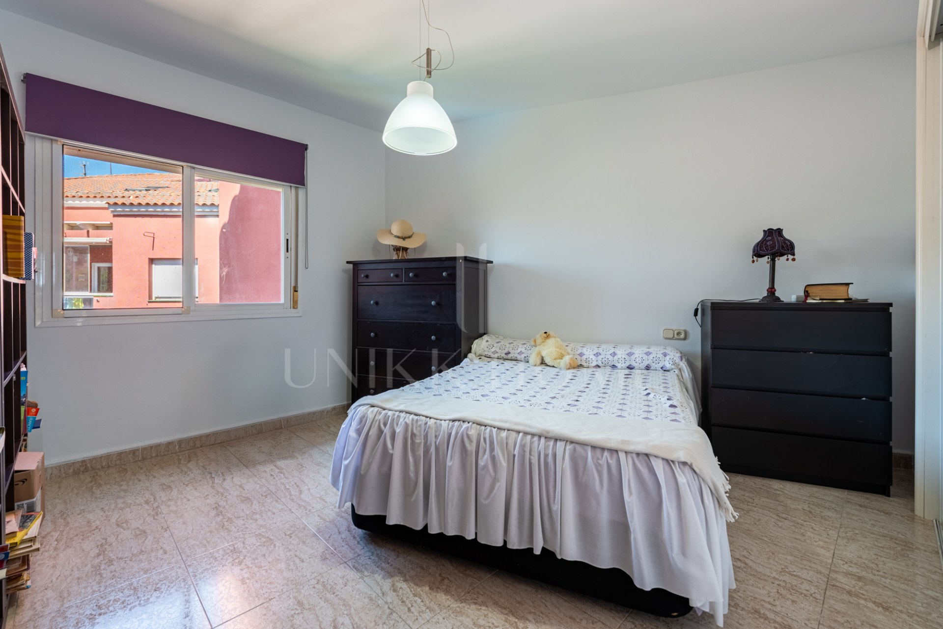 Ático dúplex de 4 dormitorios y 3 baños con vistas al mar