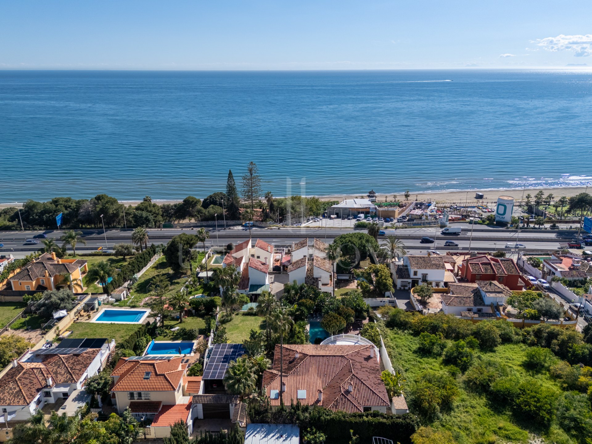 Completely Reconstructed Sea-View Villa with Tourist License – Marbella East