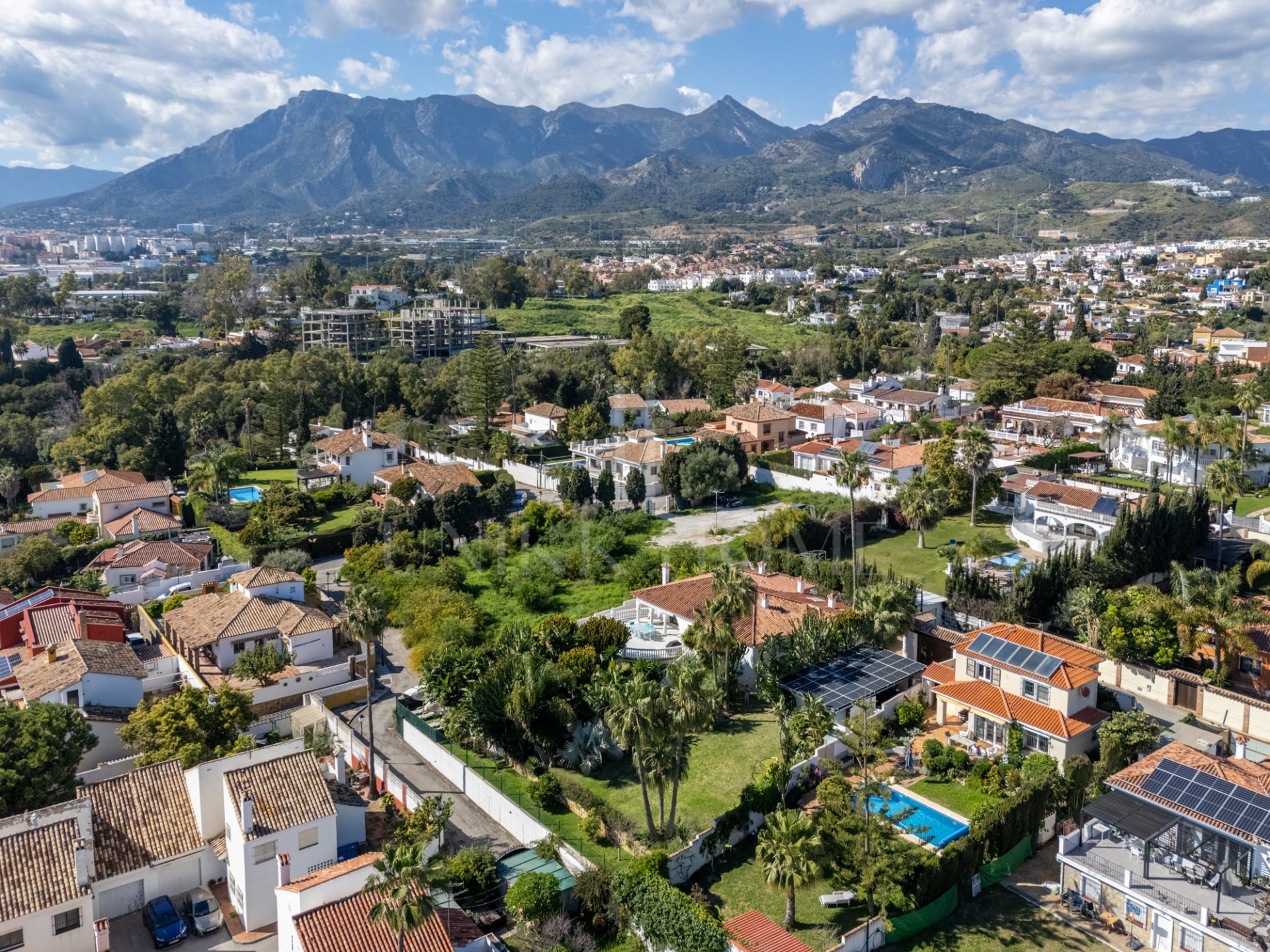 Completely Reconstructed Sea-View Villa with Tourist License – Marbella East