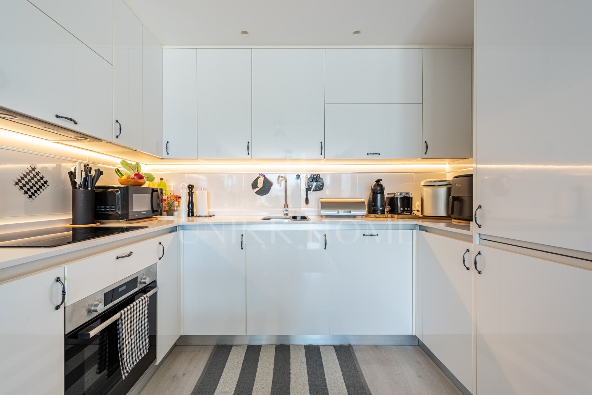 Penthouse in Mijas – Modern 3-Bedroom Home With 155 m² Roof Terrace and Stunning Views