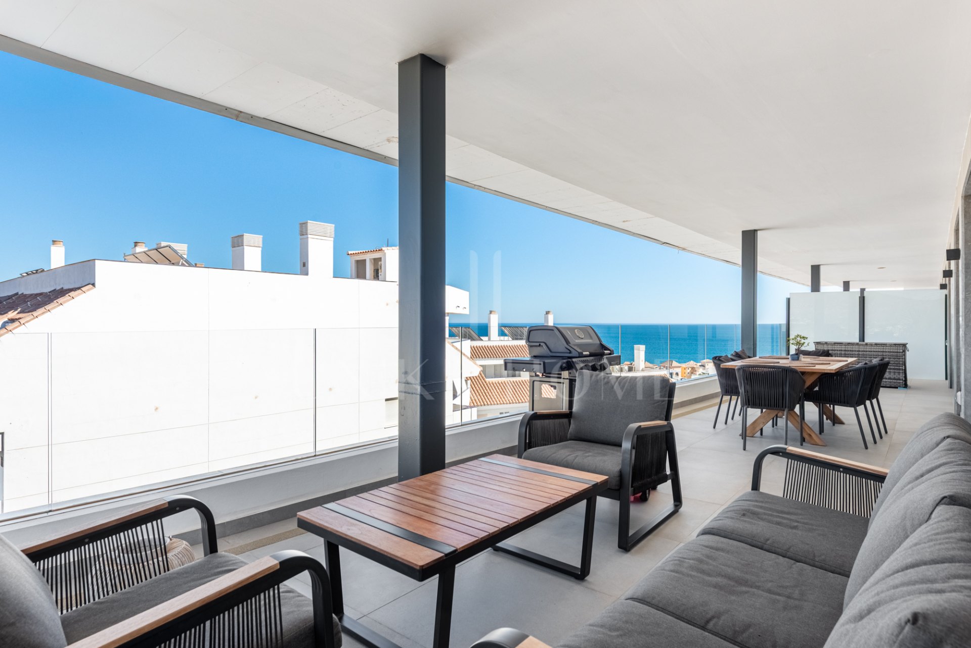 Modern Elegance with Sea and urban views over Fuengirola