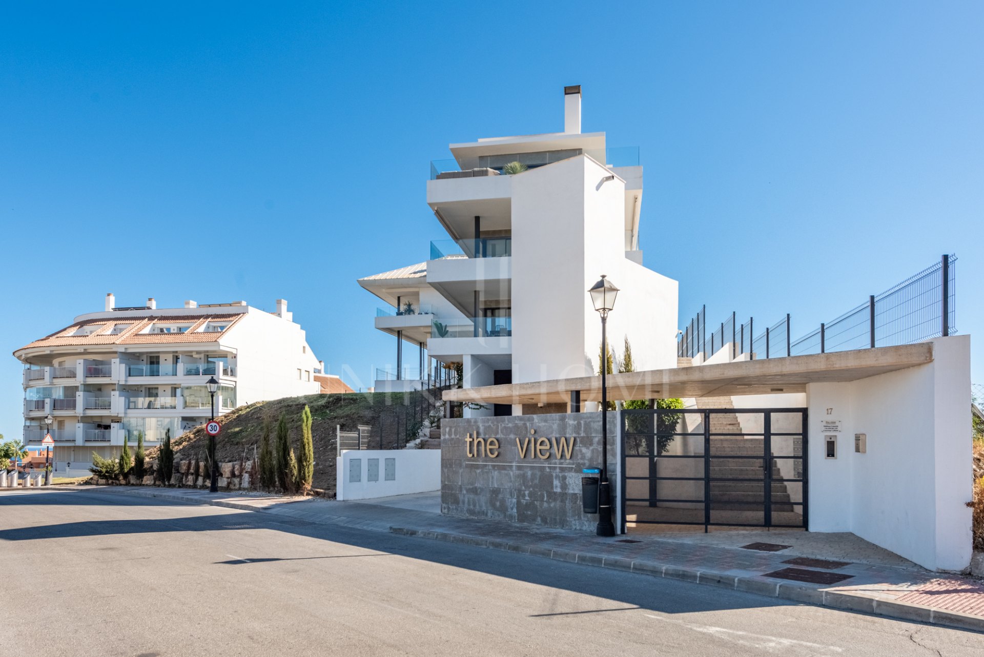 Modern Elegance with Sea and urban views over Fuengirola