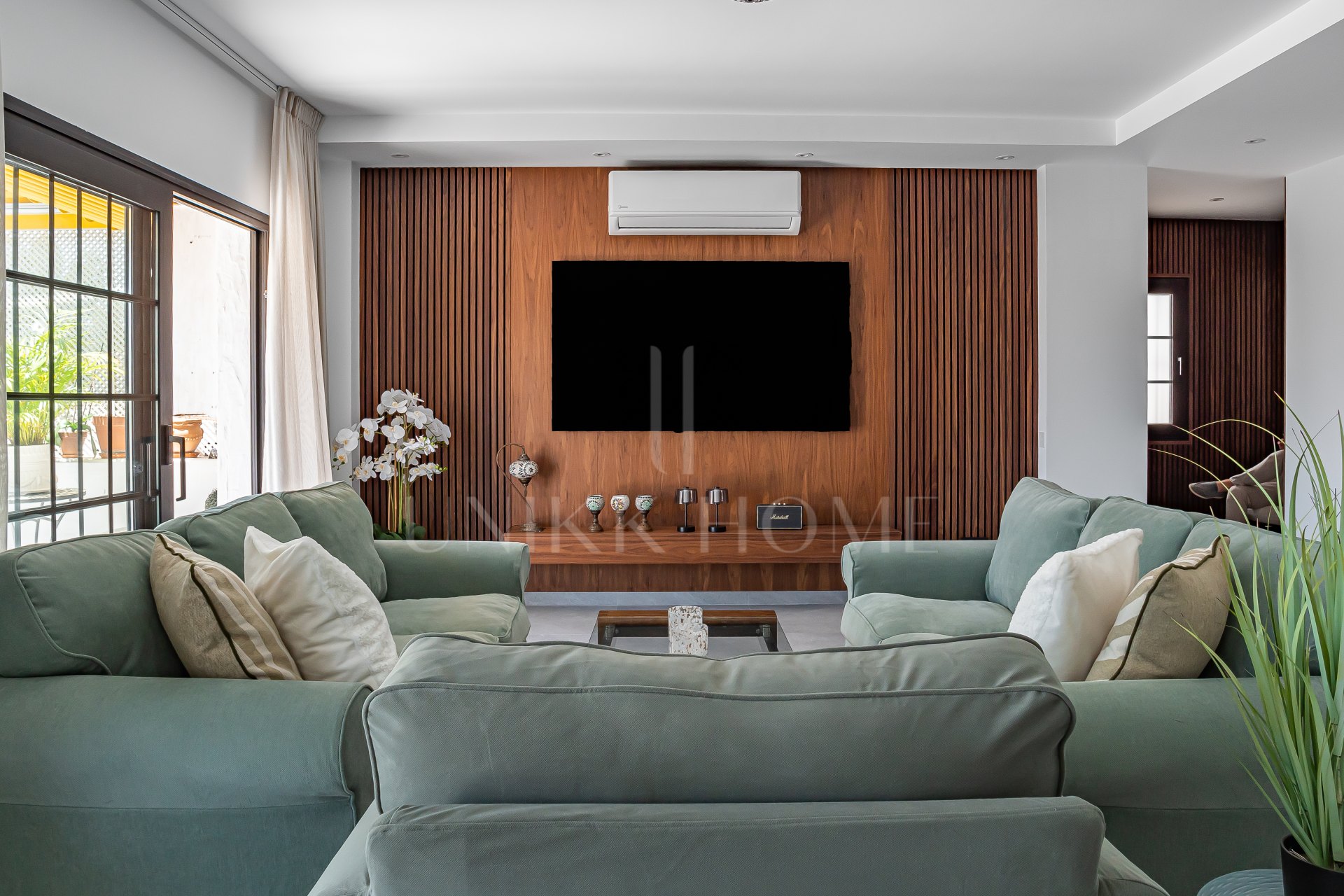 Apartamento reformado de 3 dormitorios con amplia terraza orientada al suroeste en Aldea Blanca