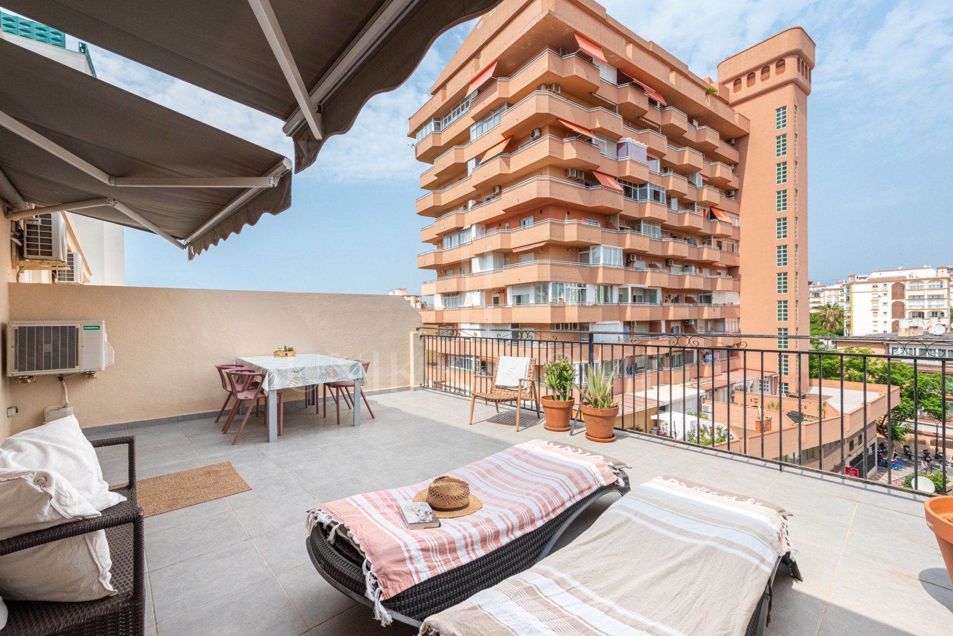 Stylish penthouse with a spacious terrace just steps fro the beach in Los Boliches