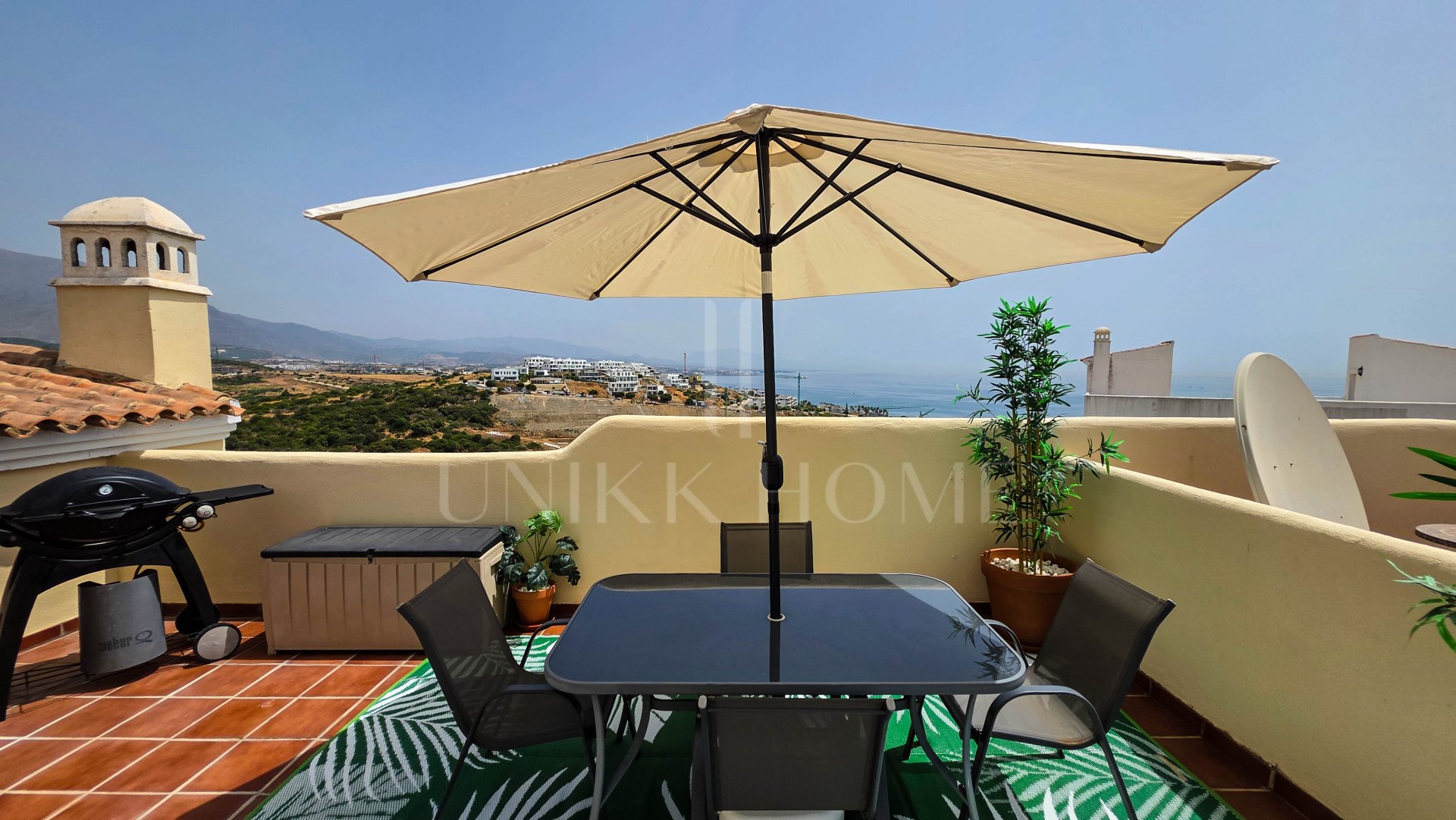 Ático Dúplex con Vistas Panorámicas al Mar en Estrella de la Bahía, Casares
