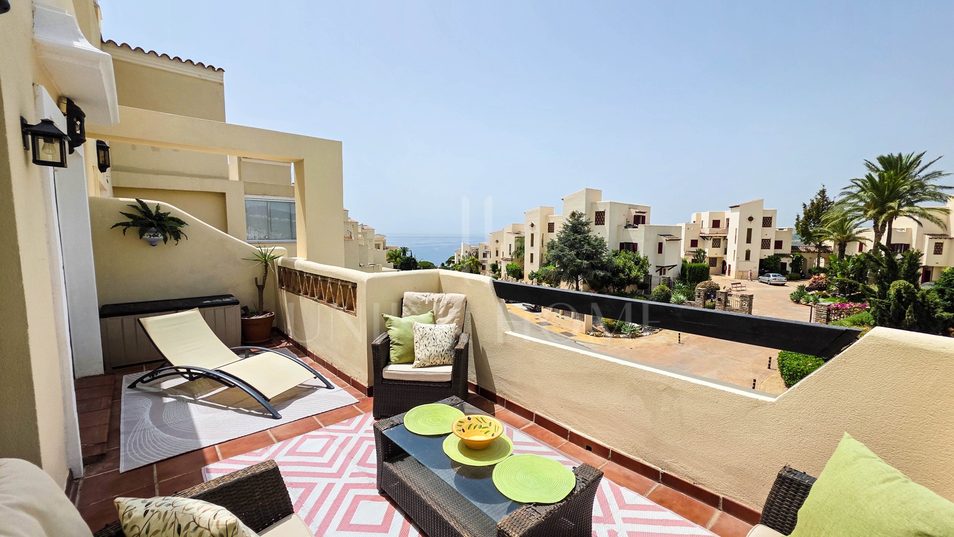 Ático Dúplex con Vistas Panorámicas al Mar en Estrella de la Bahía, Casares