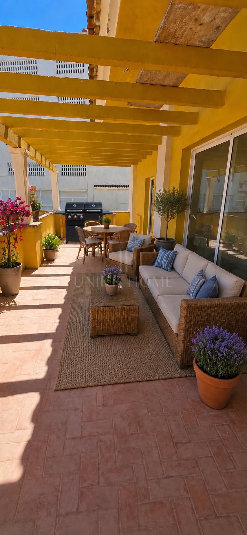 Moderno apartamento de 2 dormitorios a solo unos pasos de la playa | Benalmádena