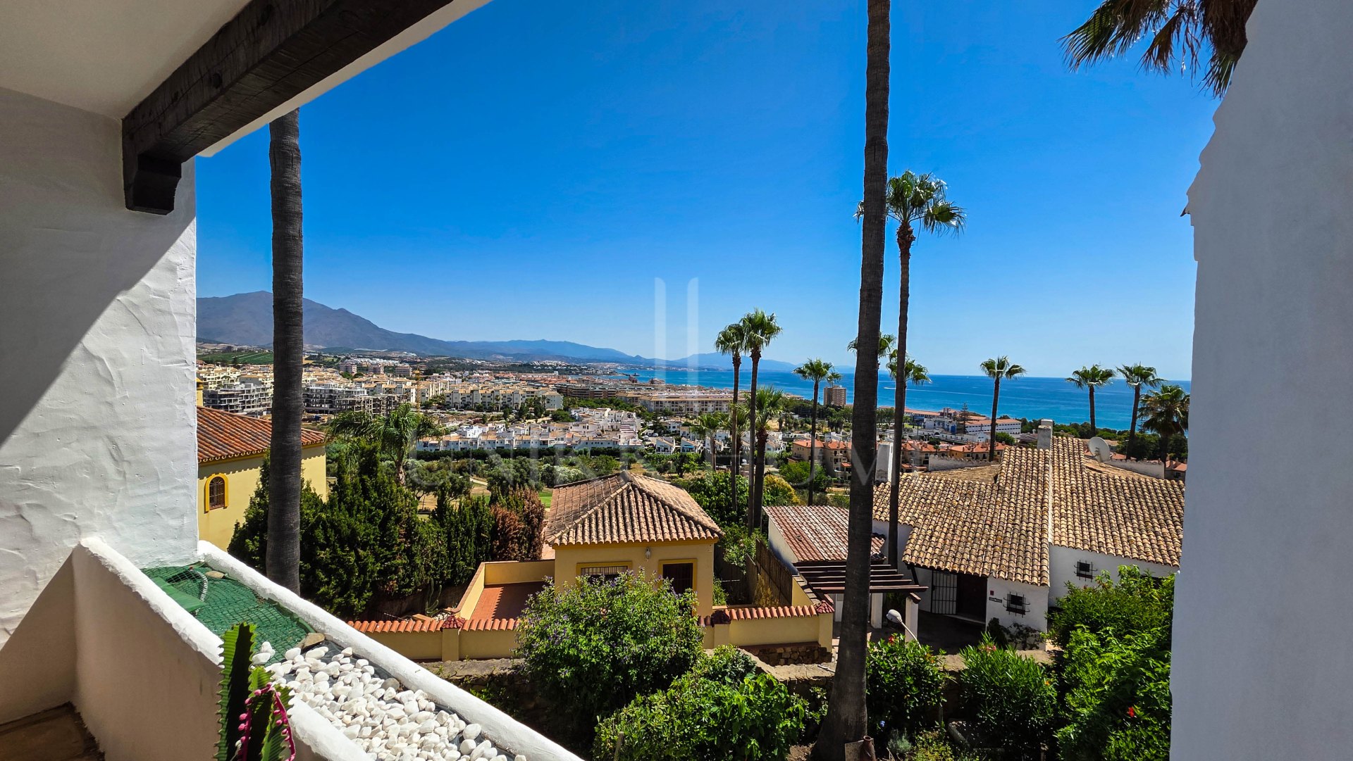 Townhouse with Breathtaking Panoramic Sea and Mountain Views in Las Brisas, La Duquesa