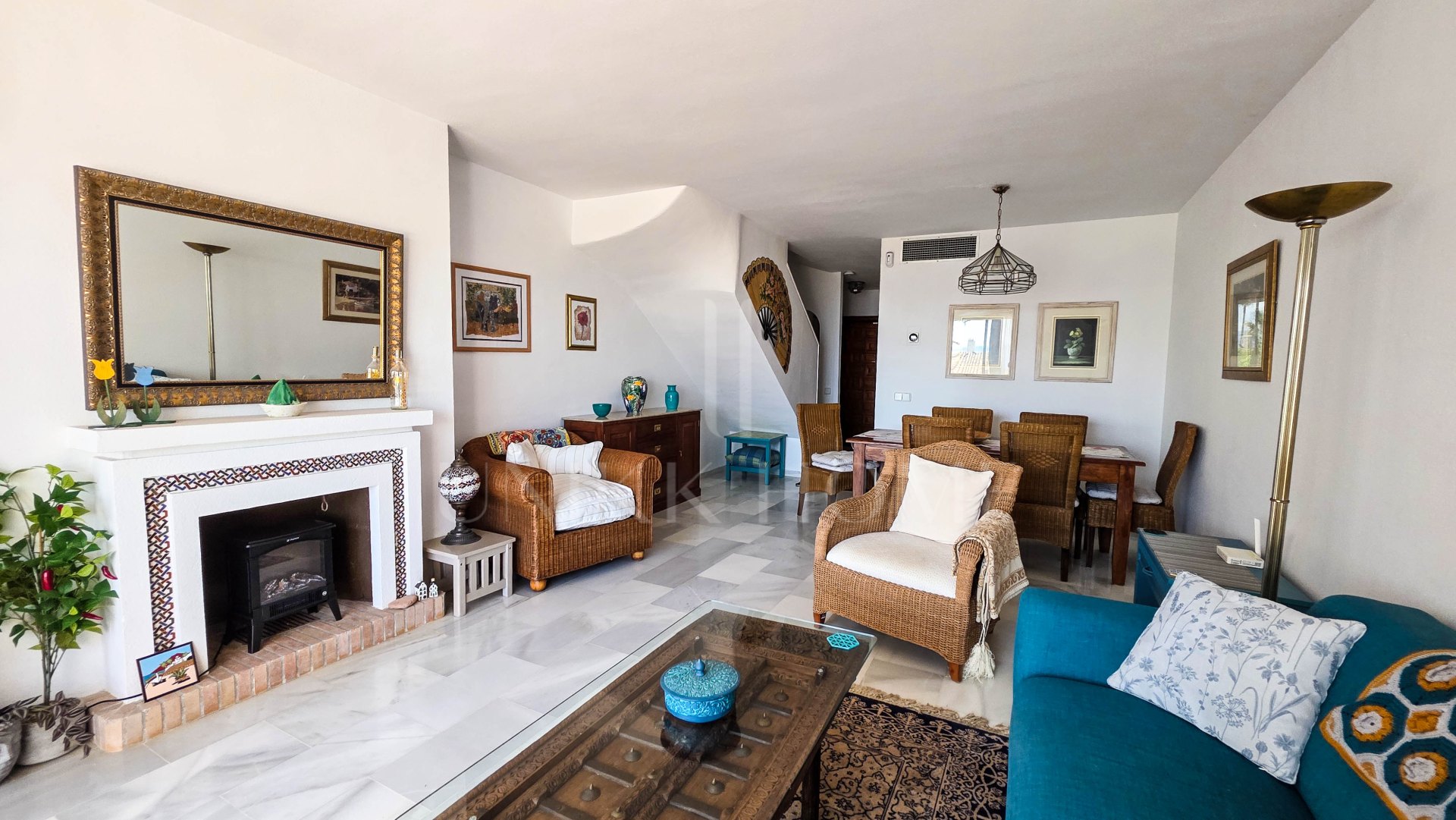 Townhouse with Breathtaking Panoramic Sea and Mountain Views in Las Brisas, La Duquesa