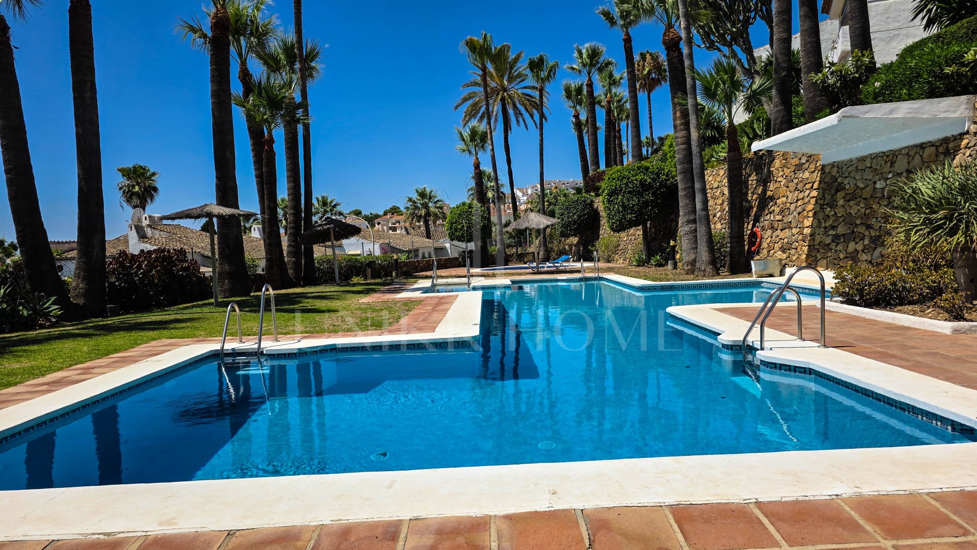 Townhouse with Breathtaking Panoramic Sea and Mountain Views in Las Brisas, La Duquesa