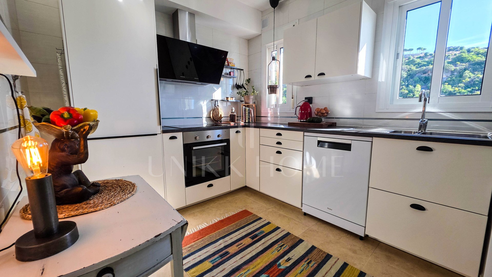 Charming Semi-Detached Townhouse with Panoramic Mountain and Sea Views in Casares