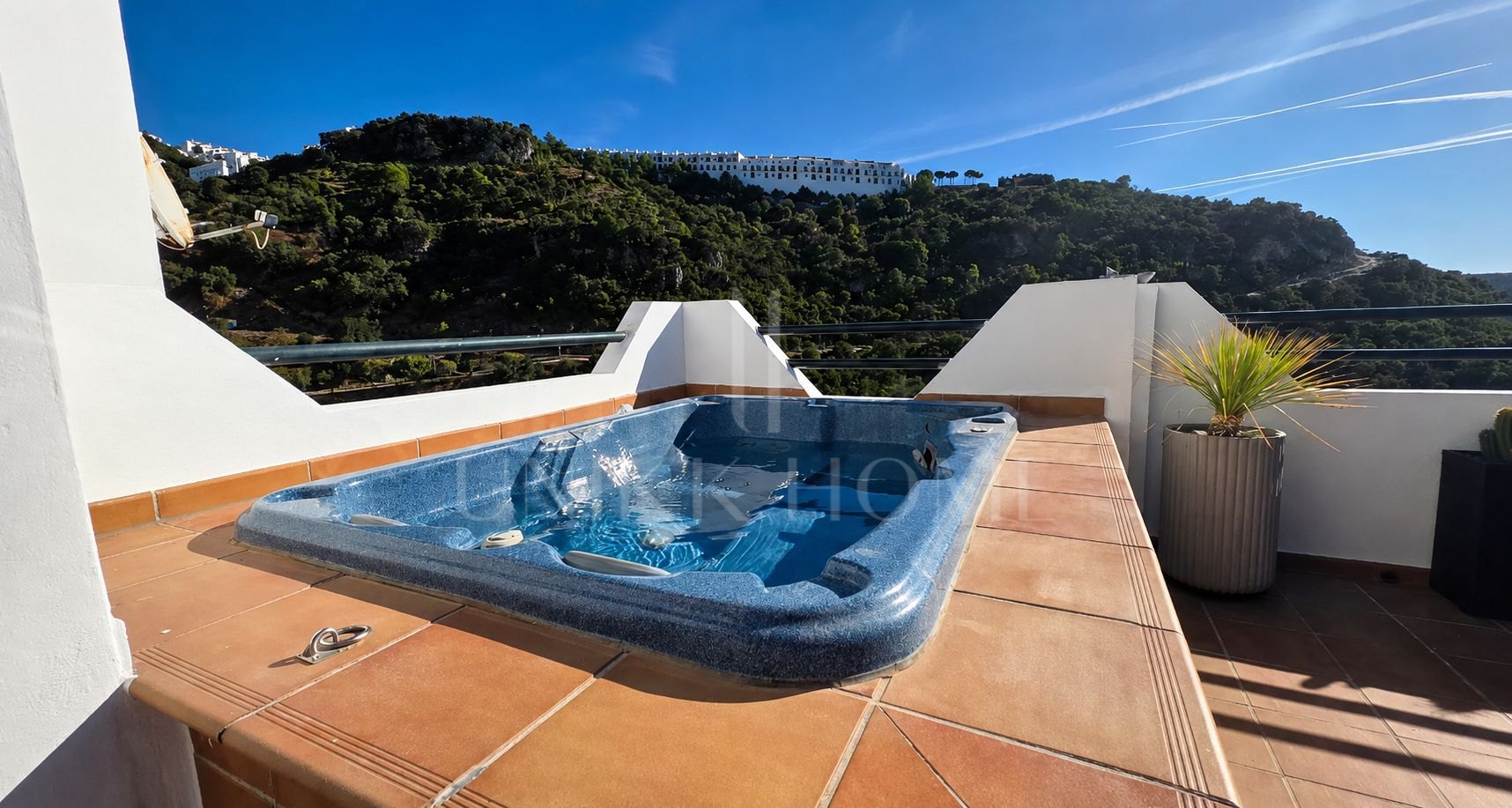 Charming Semi-Detached Townhouse with Panoramic Mountain and Sea Views in Casares