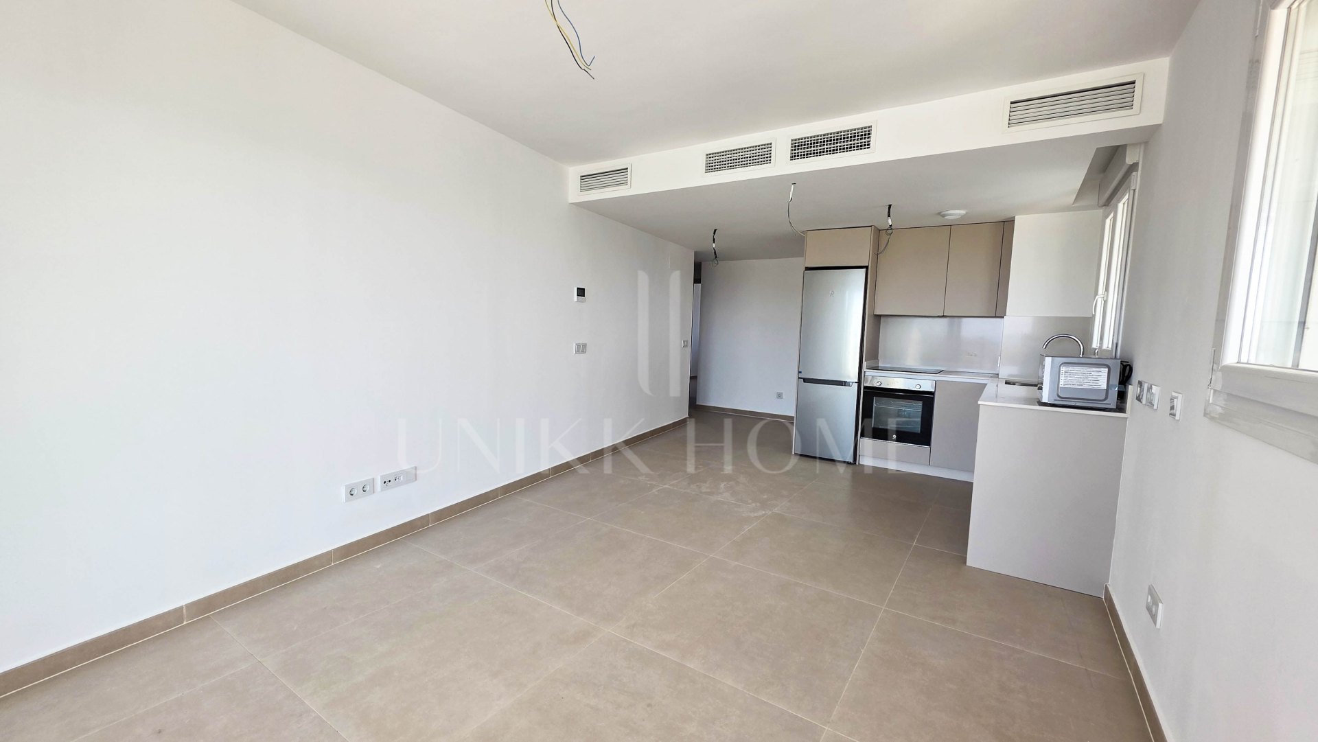 Apartamento de Obra Nueva a Solo 200 Metros de la Playa en Aldea Beach, Manilva