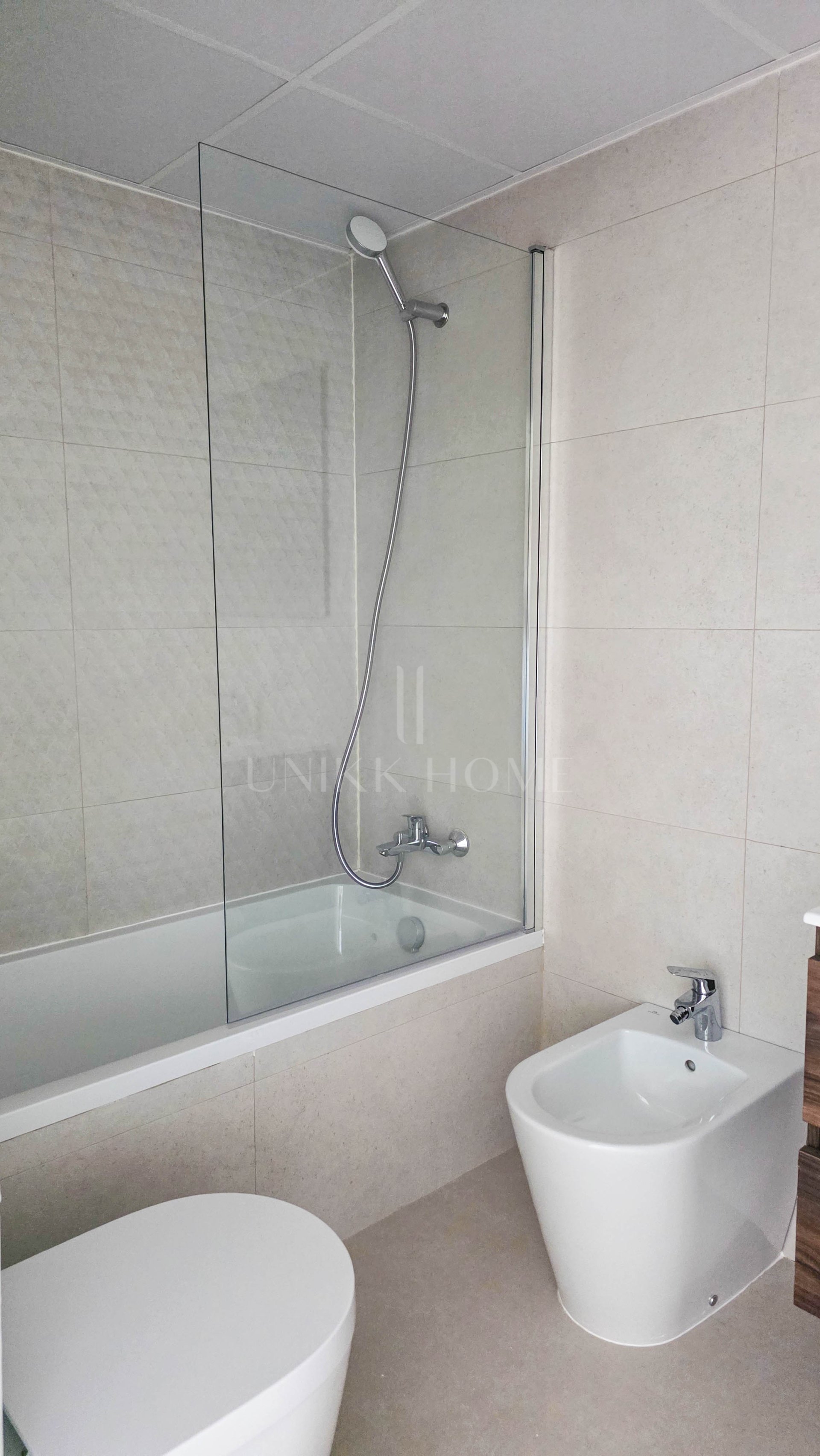 Apartamento de Obra Nueva a Solo 200 Metros de la Playa en Aldea Beach, Manilva