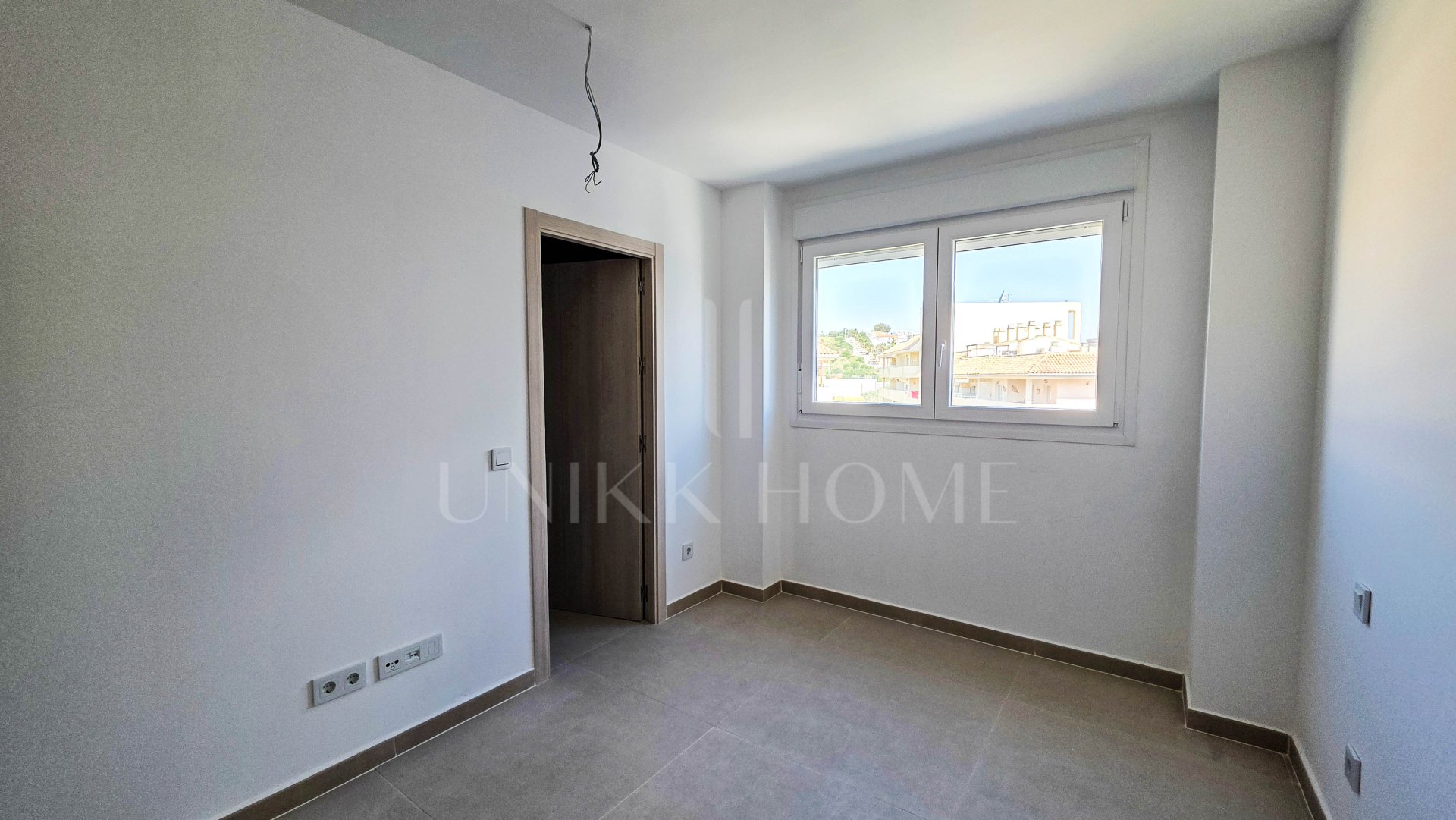 Apartamento de Obra Nueva a Solo 200 Metros de la Playa en Aldea Beach, Manilva