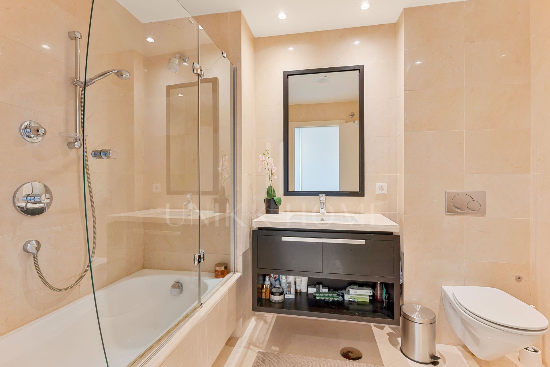 South-facing duplex penthouse in La Quinta Suites with panoramic sea and mountain views