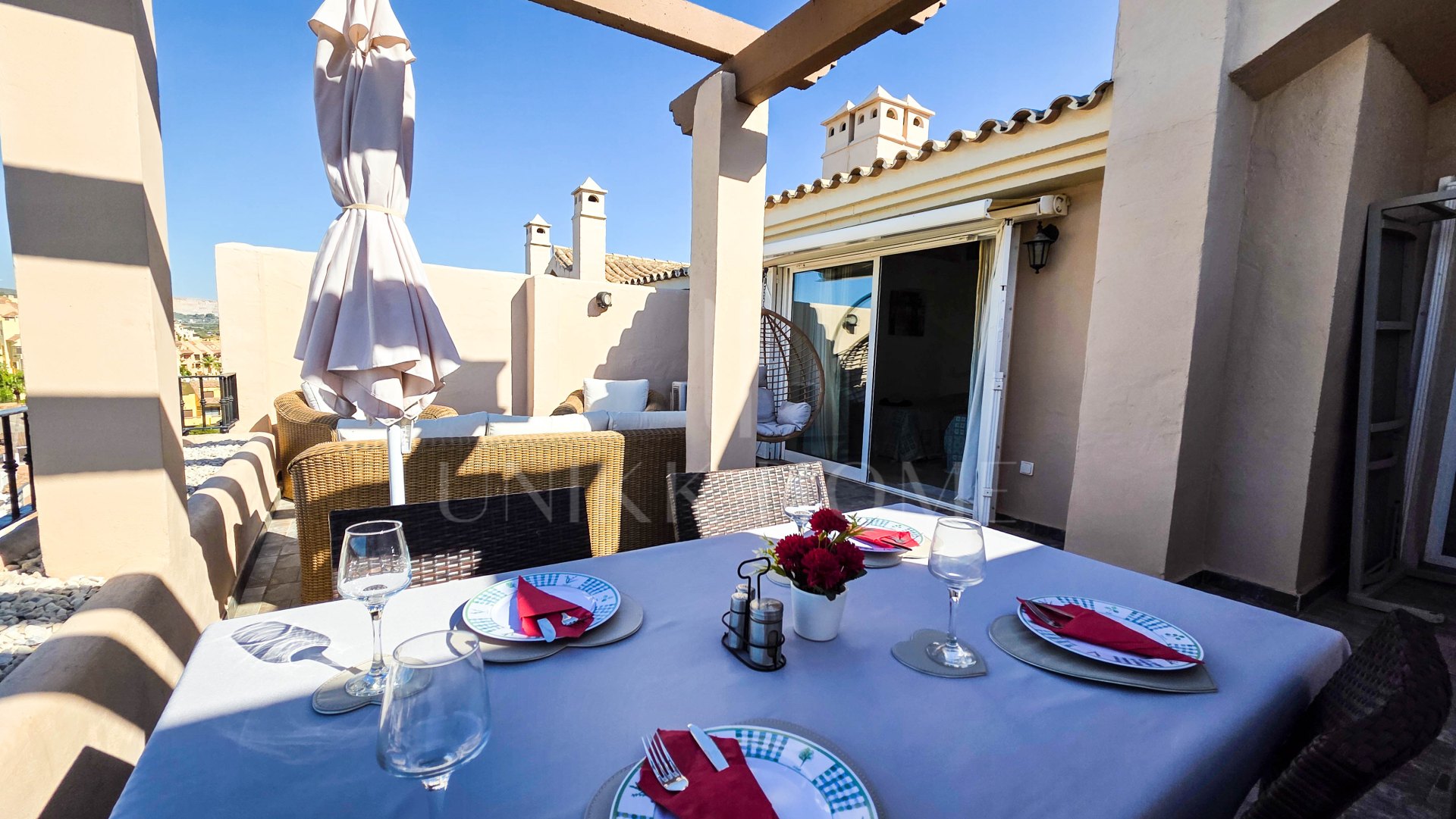 Refurbished Duplex Penthouse with Panoramic Sea and Mountain Views in La Duquesa
