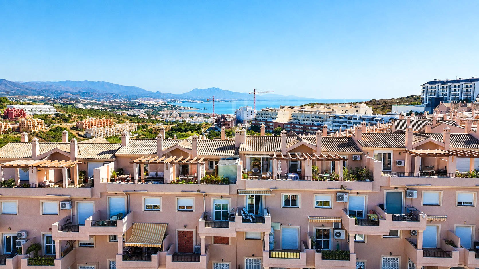 Refurbished Duplex Penthouse with Panoramic Sea and Mountain Views in La Duquesa