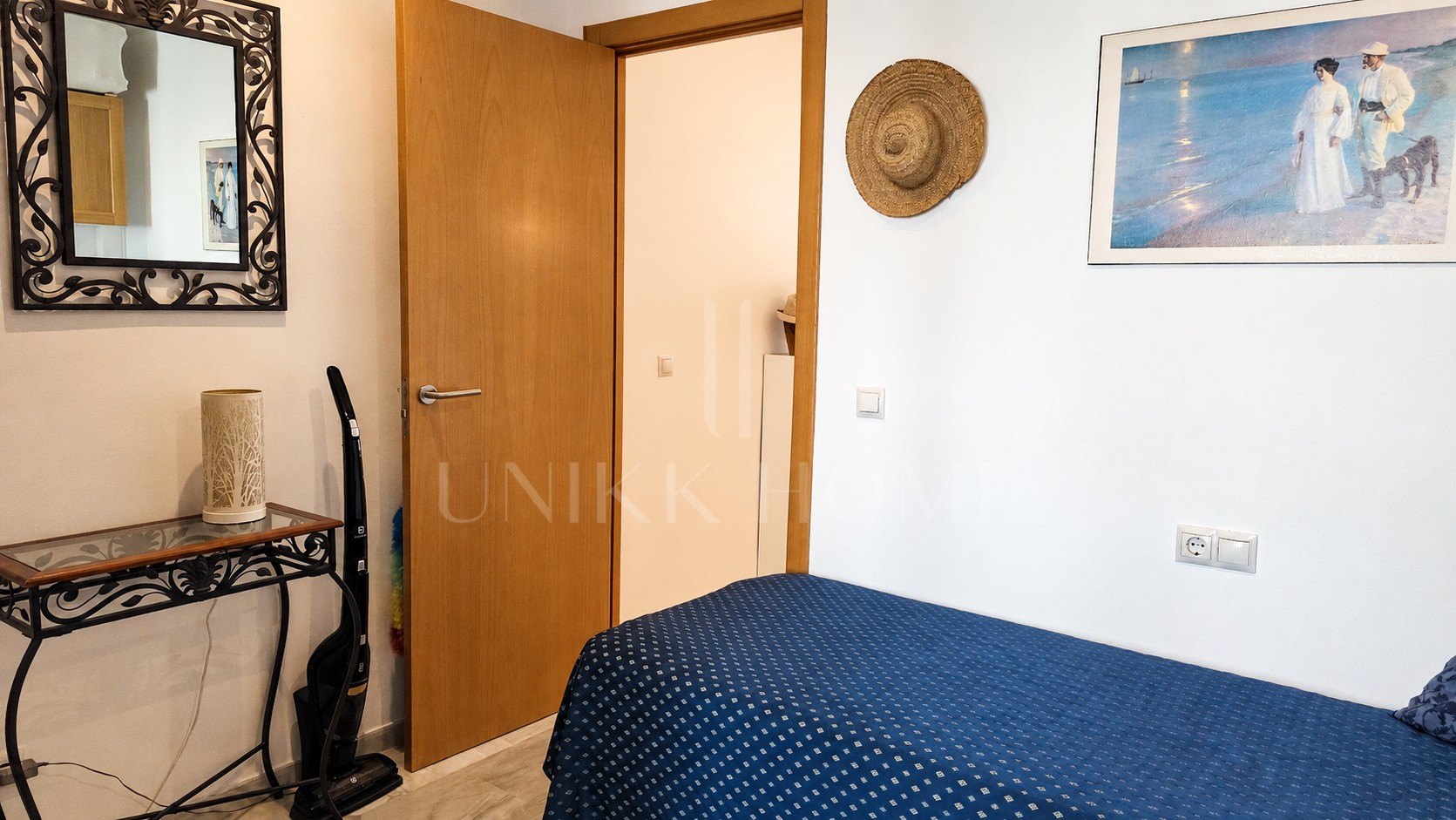 Refurbished Frontline Beach Townhouse with Panoramic Views in Aldea Beach