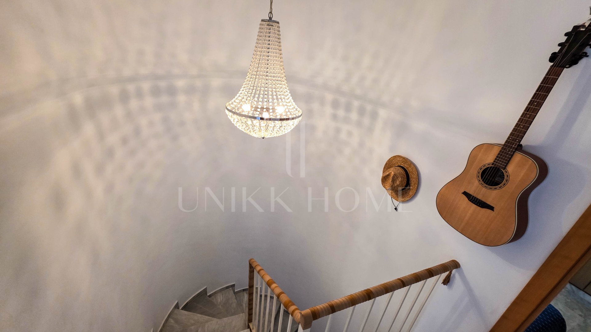 Refurbished Frontline Beach Townhouse with Panoramic Views in Aldea Beach