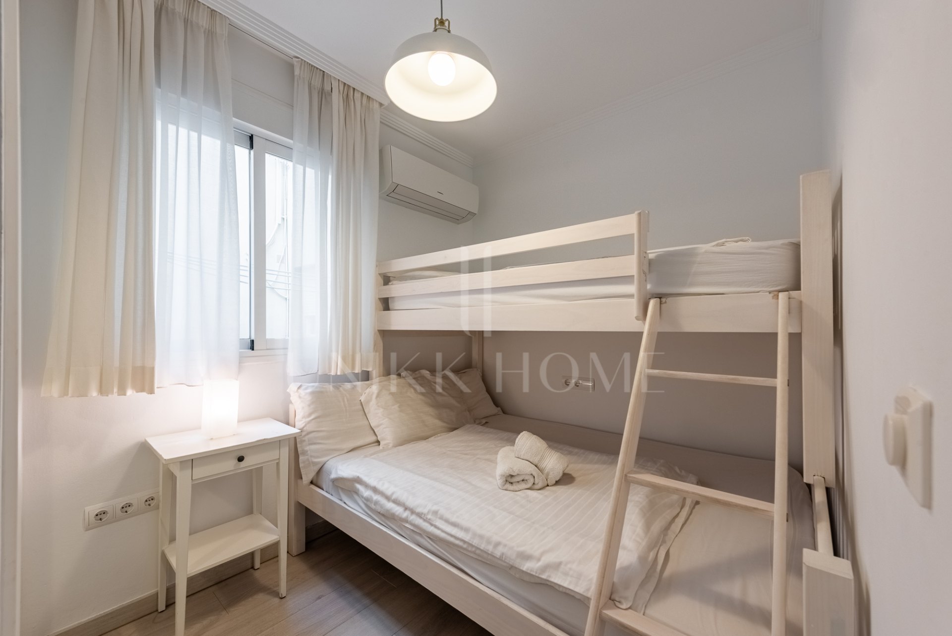 Encantador apartamento de 2 dormitorios en el corazón de La Cala de Mijas