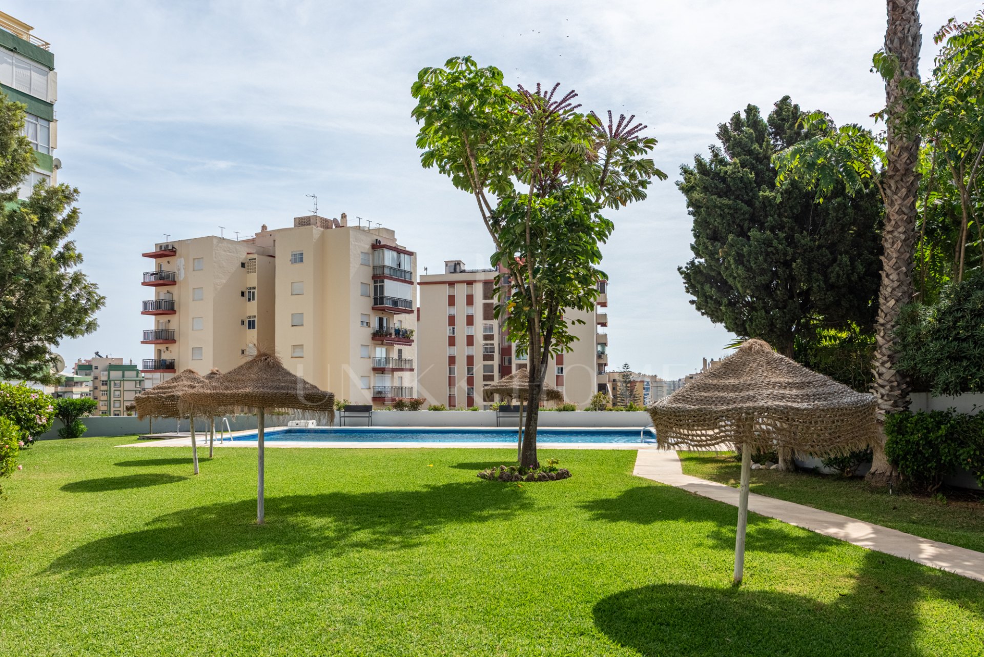 Spacious 3-Bedroom Apartment with Large Sunny Terrace in Central Fuengirola