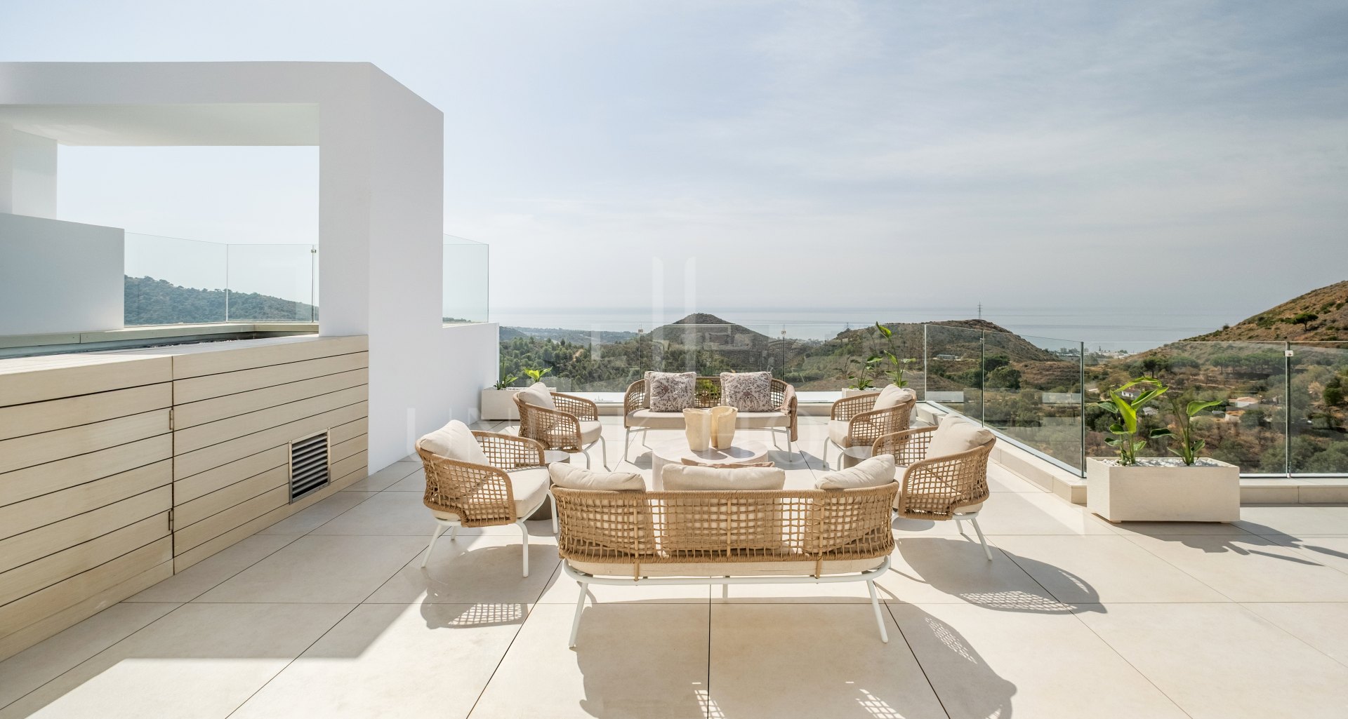 Spectacular Penthouse with a Roof Terrace and its Own Private Pool & Jacuzzi with The Best Sea and Mountain Views