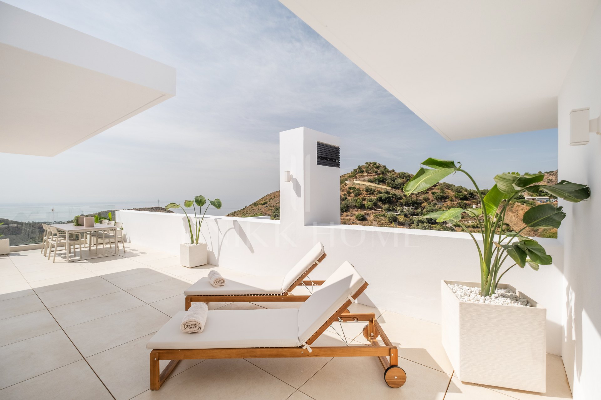 Spectacular Penthouse with a Roof Terrace and its Own Private Pool & Jacuzzi with The Best Sea and Mountain Views