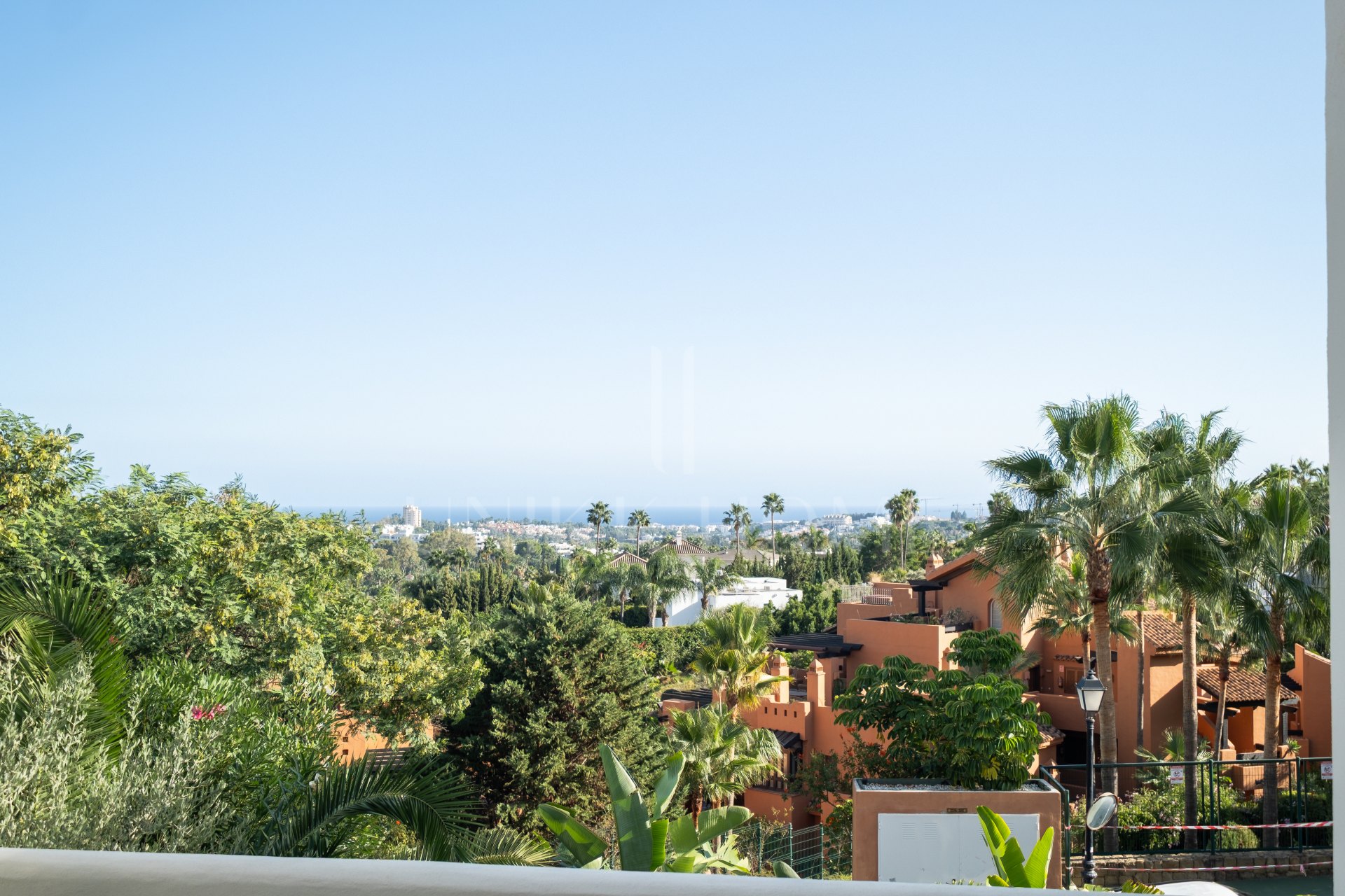 Fully Renovated 3-Bed | South-Facing | Panoramic Sea Views