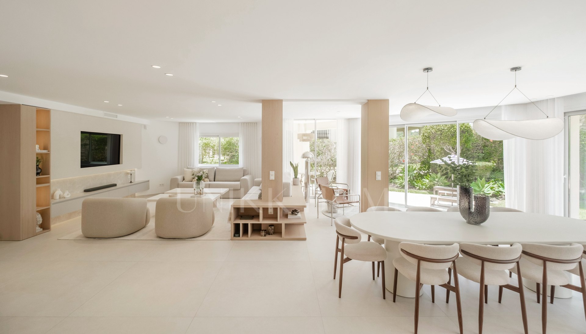 Elegante villa familiar con vistas panorámicas al golf y a la montaña en La Quinta Hills