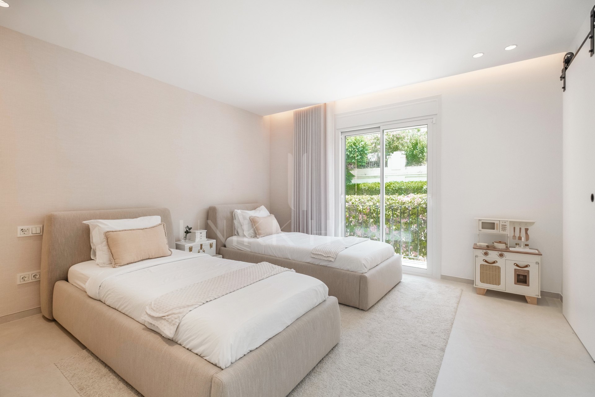 Elegante villa familiar con vistas panorámicas al golf y a la montaña en La Quinta Hills