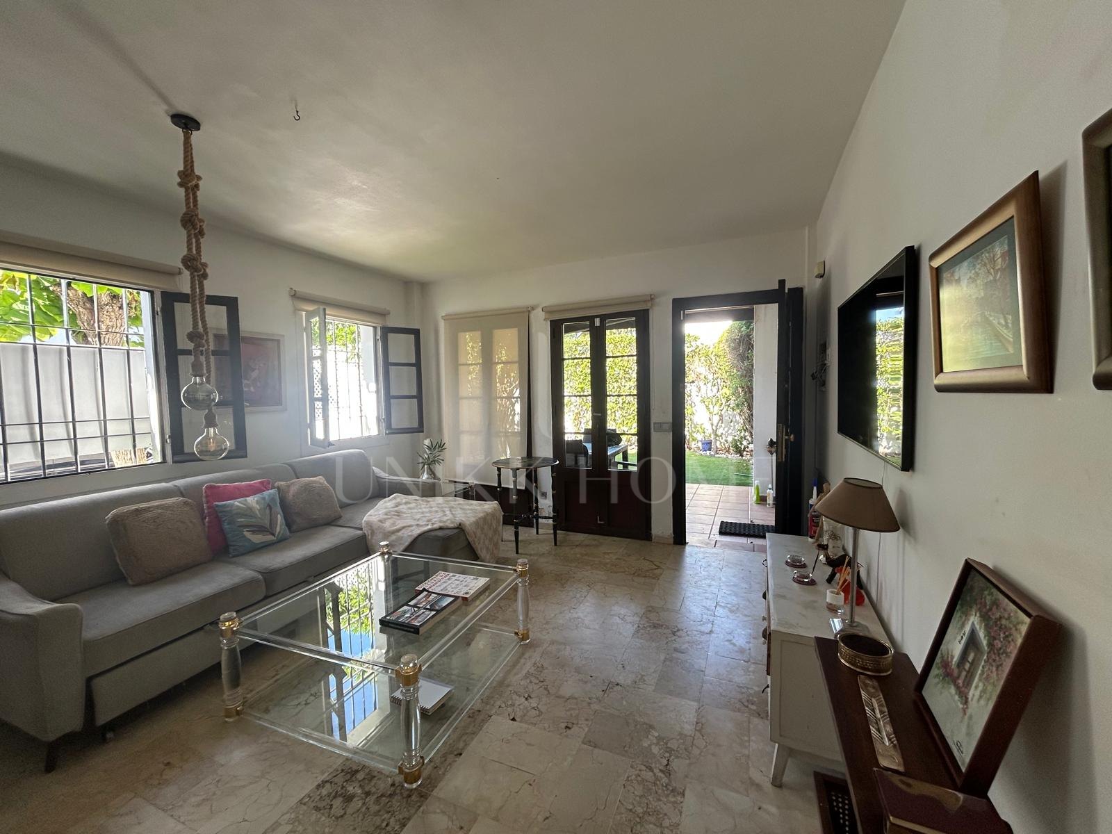Cozy, sunny, Andalusian, close to the beach