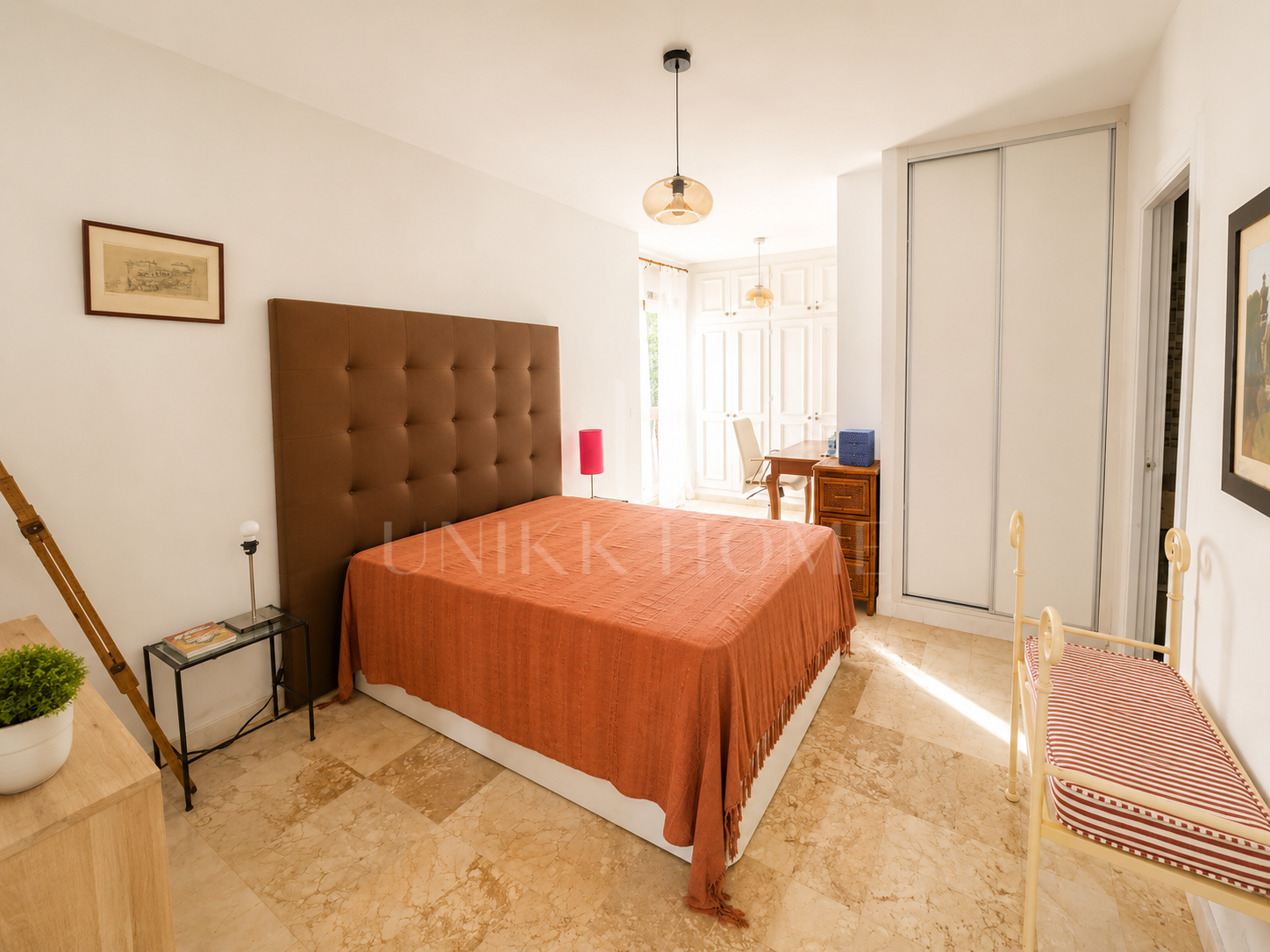 Cozy, sunny, Andalusian, close to the beach
