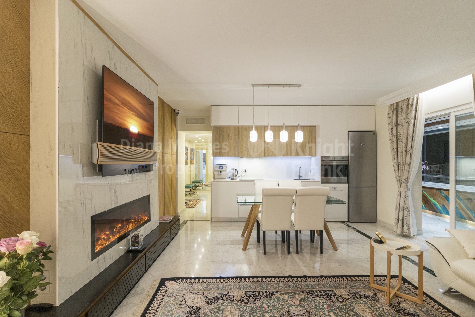 Modern style apartment in Puerto Banus