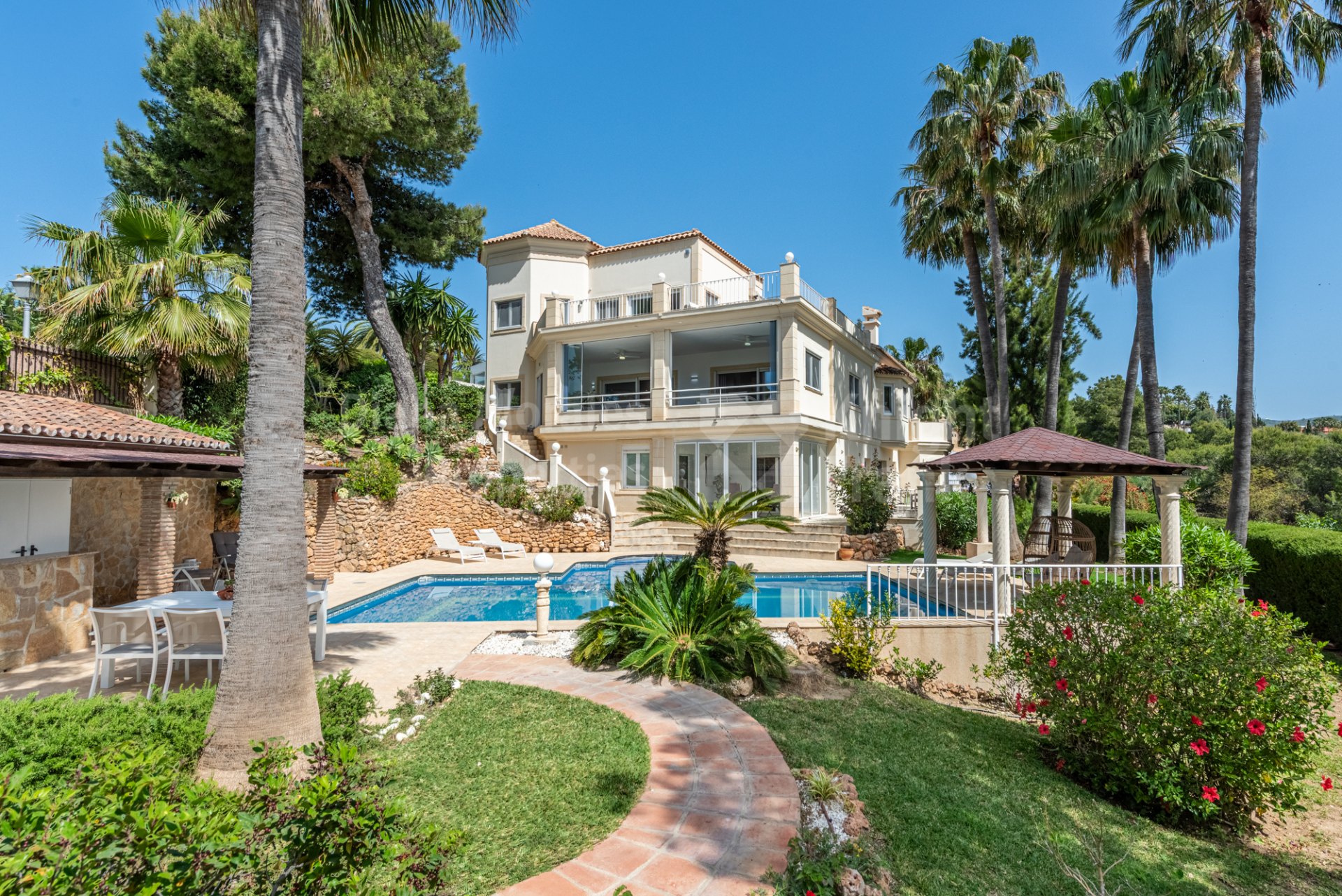 Las Chapas 16, energy-efficient Mediterranean villa in Hacienda Las Chapas