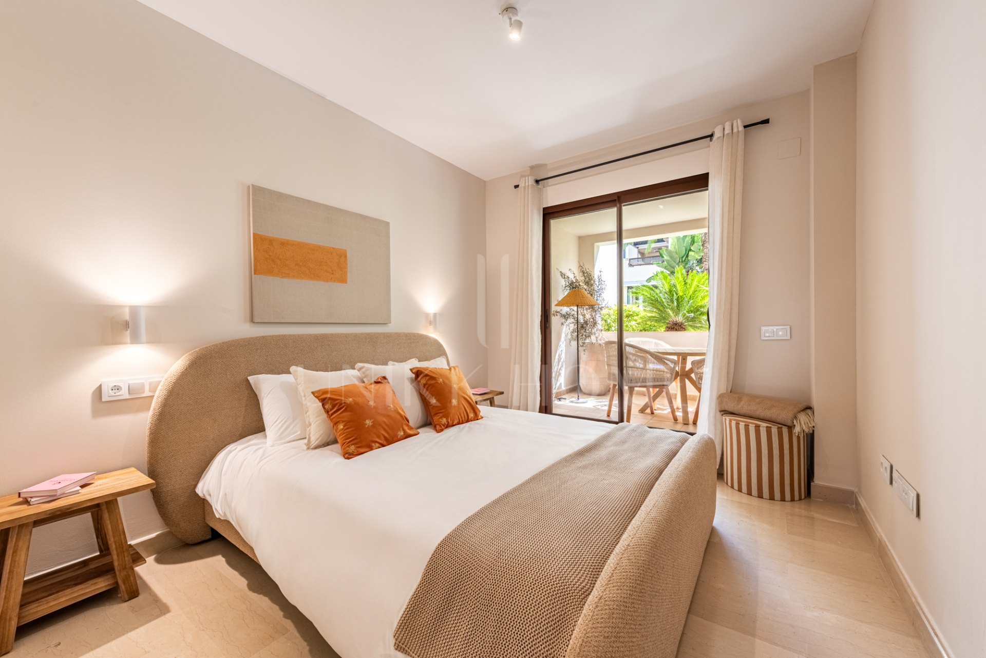 Apartamento en planta baja en La Medina de Banús
