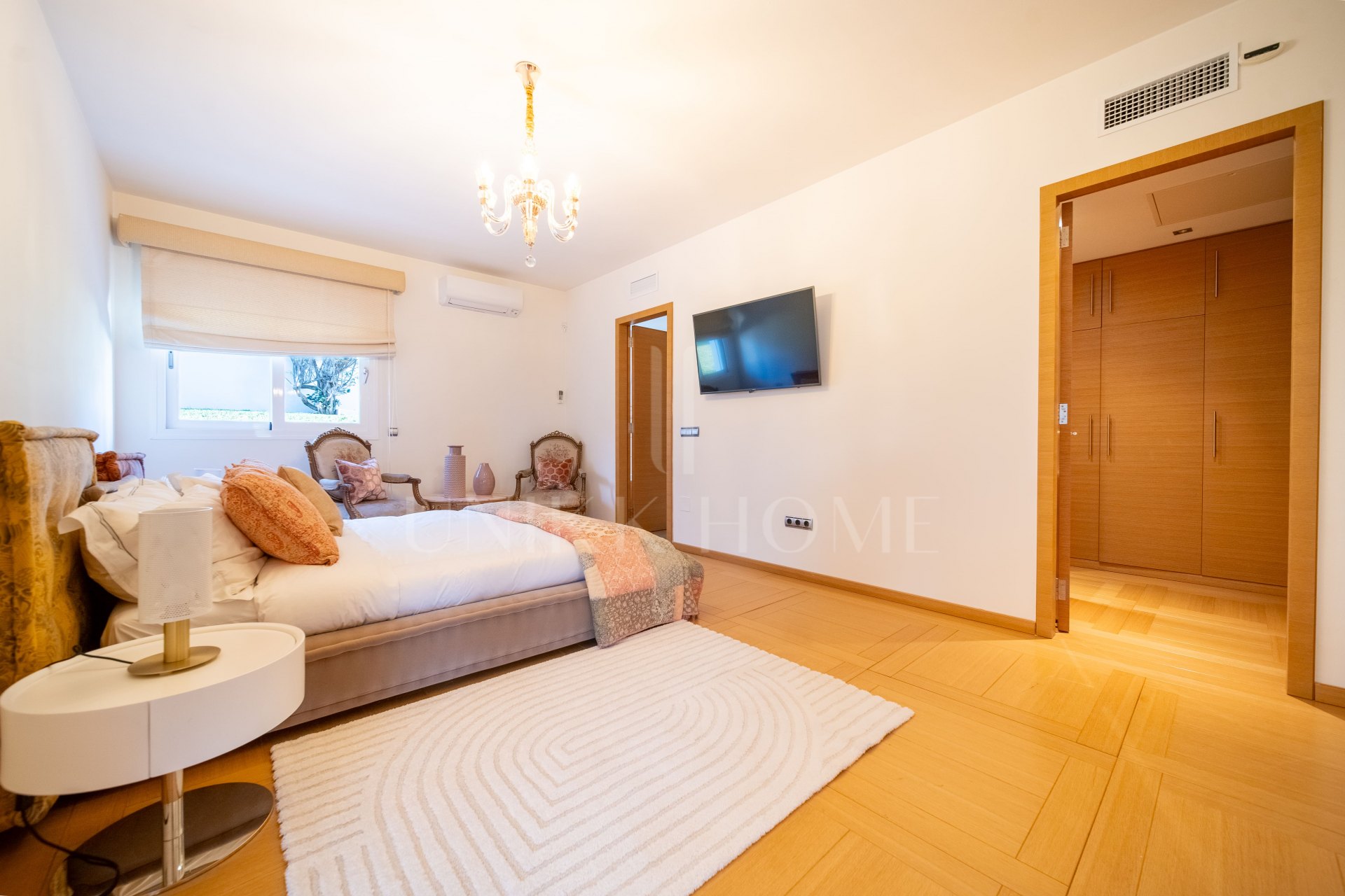 Villa moderna renovada espaciosa, junto Guadalmina Golf