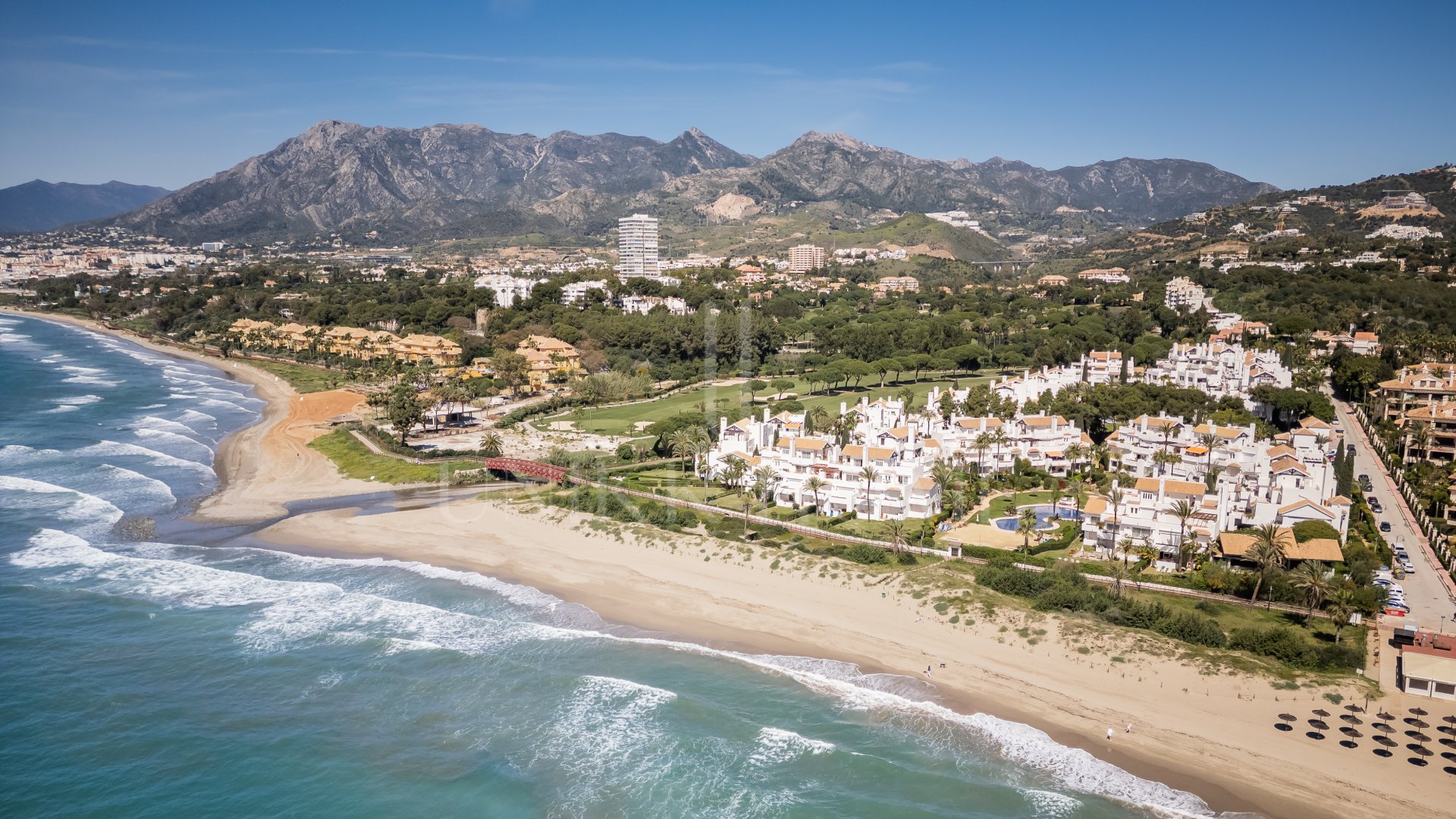 Apartment in Frontline Beach Los Monteros, Marbella East