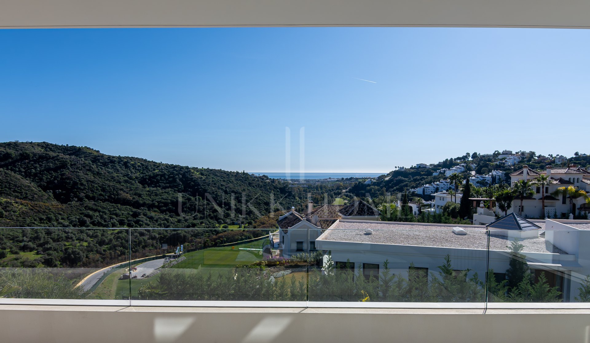 Luxury Villa with Sea Views in La Quinta Gated Community