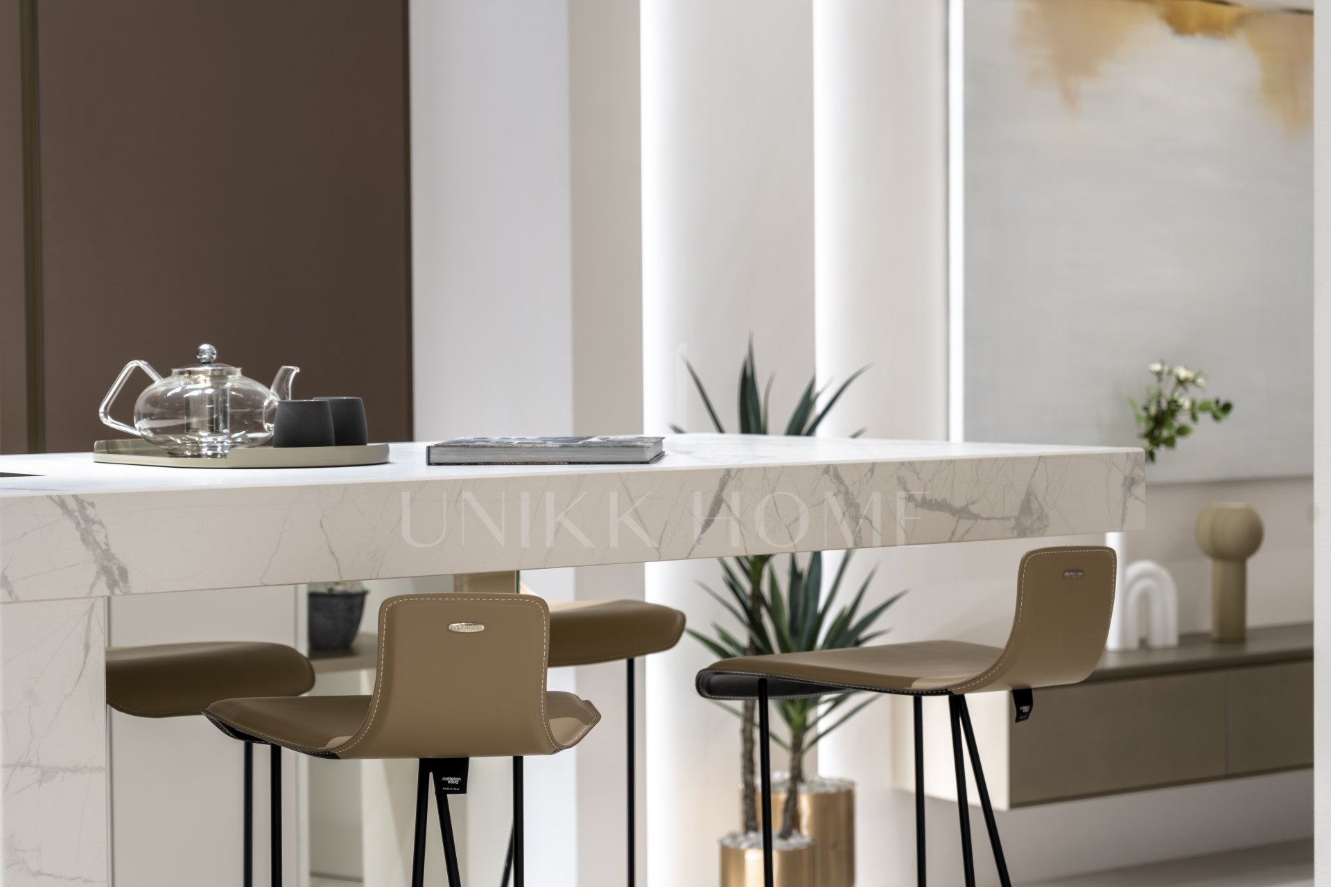 Adosada en primera línea de playa con vistas al mar, Milla de Oro de Marbella