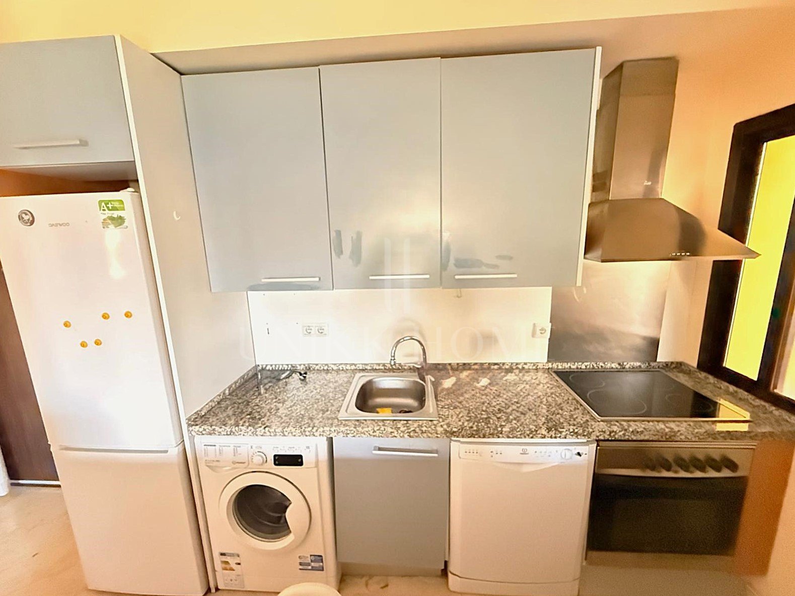 Spacious and bright apartment in a central location close to the beach in Estepona