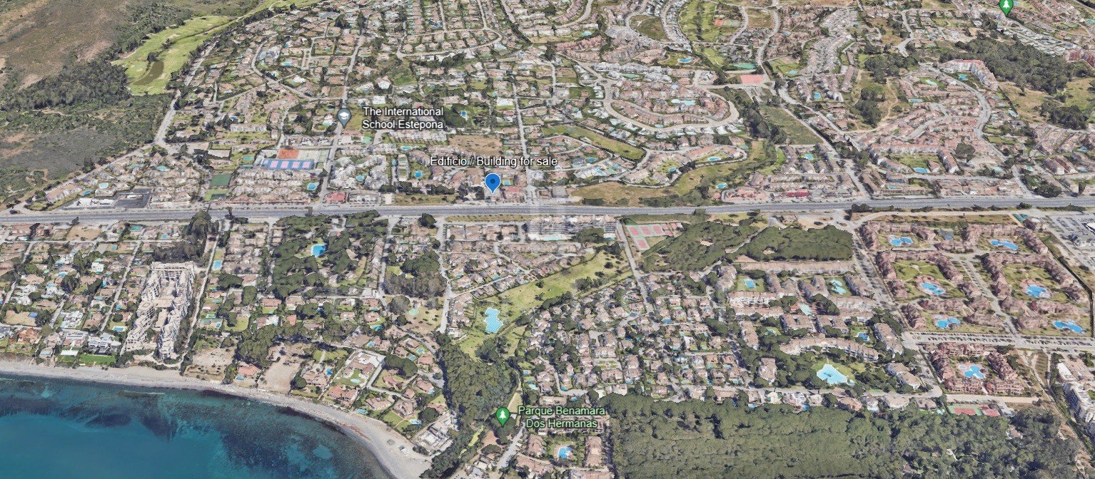 Commercial building for sale in Estepona with guaranteed return