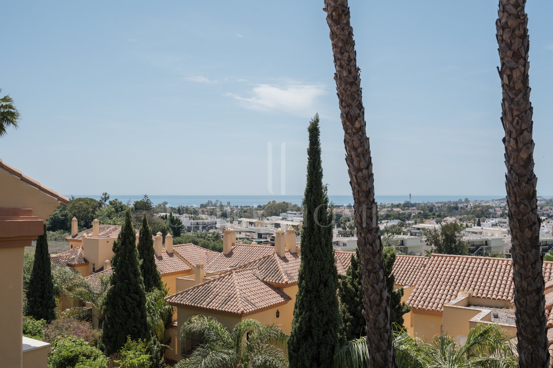 Impresionante apartamento con vistas al mar en Cumbres del Rodeo, Nueva Andalucía.