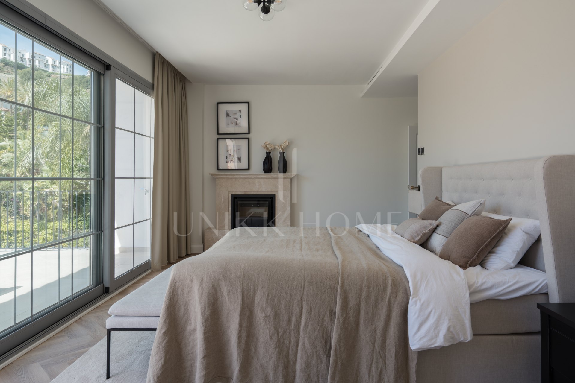 Stunning newly built family villa in Los Arqueros