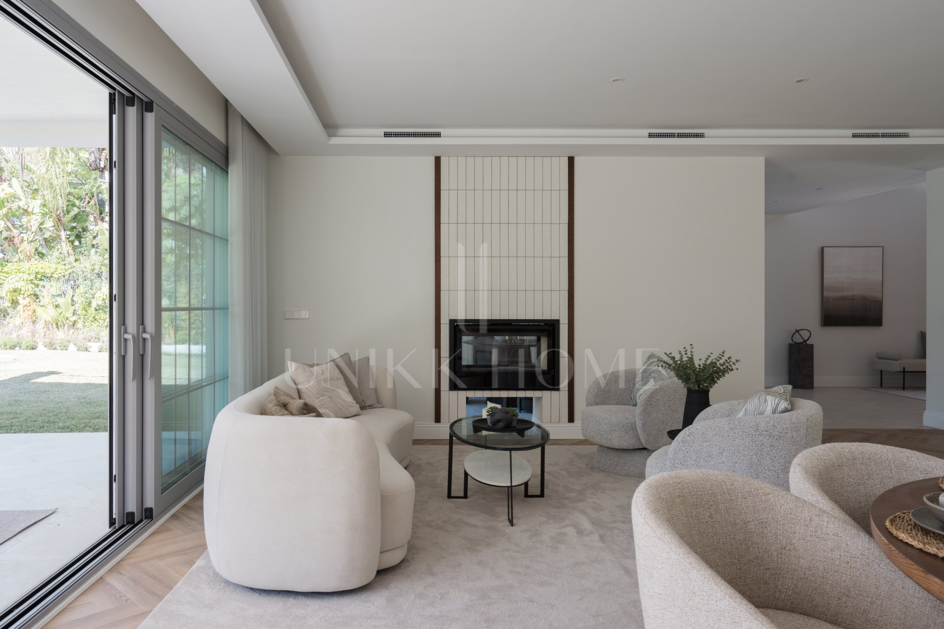Stunning newly built family villa in Los Arqueros